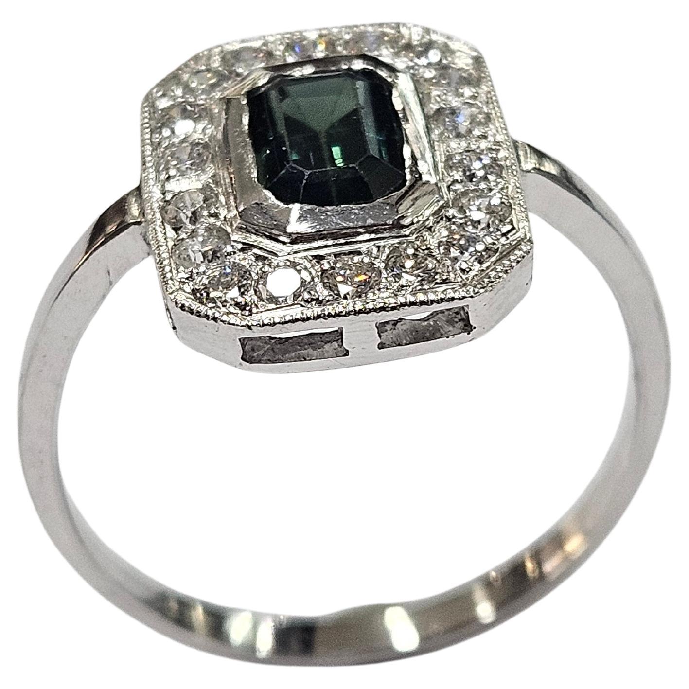 Contemporain Art déco  Bague Platine Hand Made Saphir Vert Naturel 1.08 carat et Diamant en vente