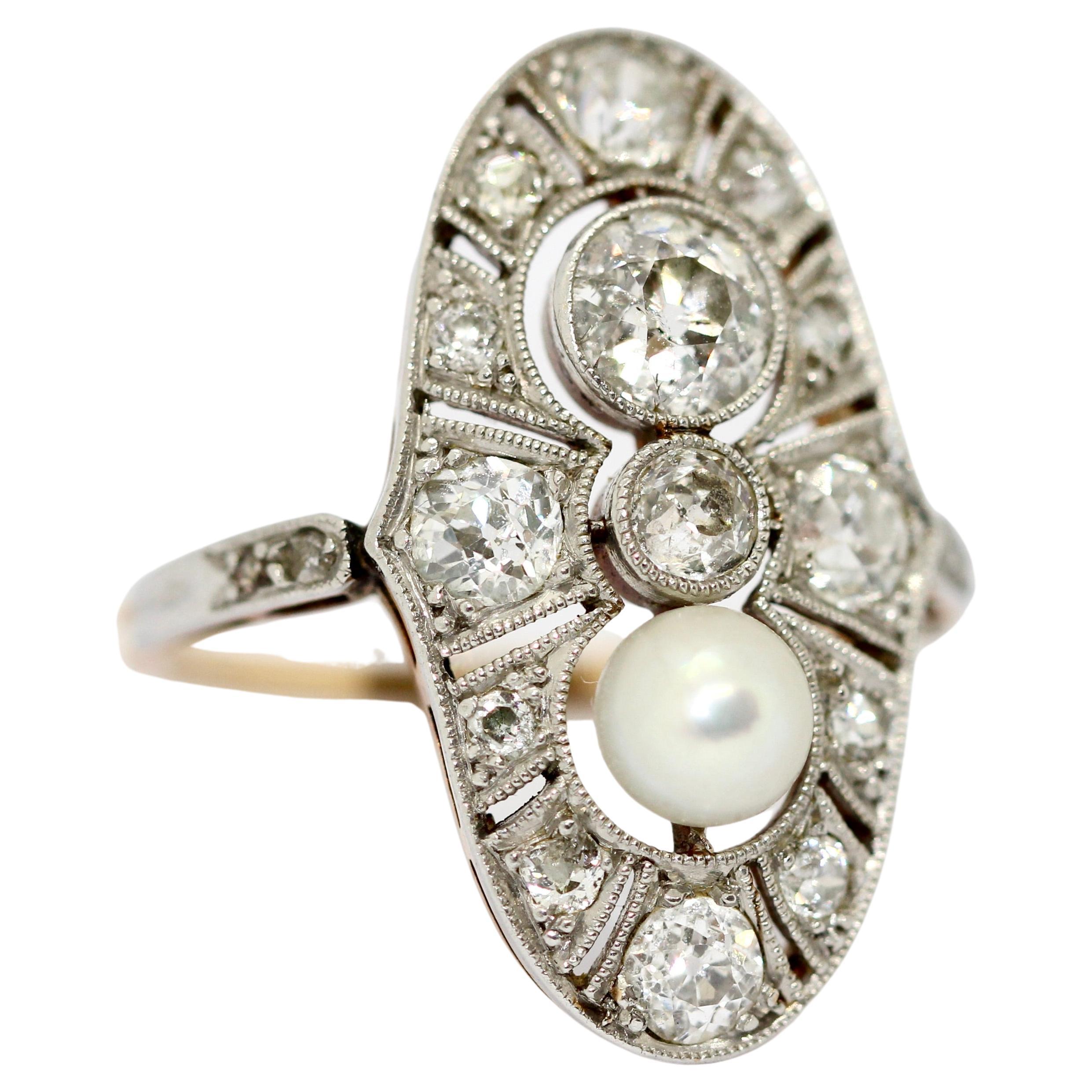 Art Deco Ring, Rose gold and Platinum, set with Diamonds and natural Pearl For Sale