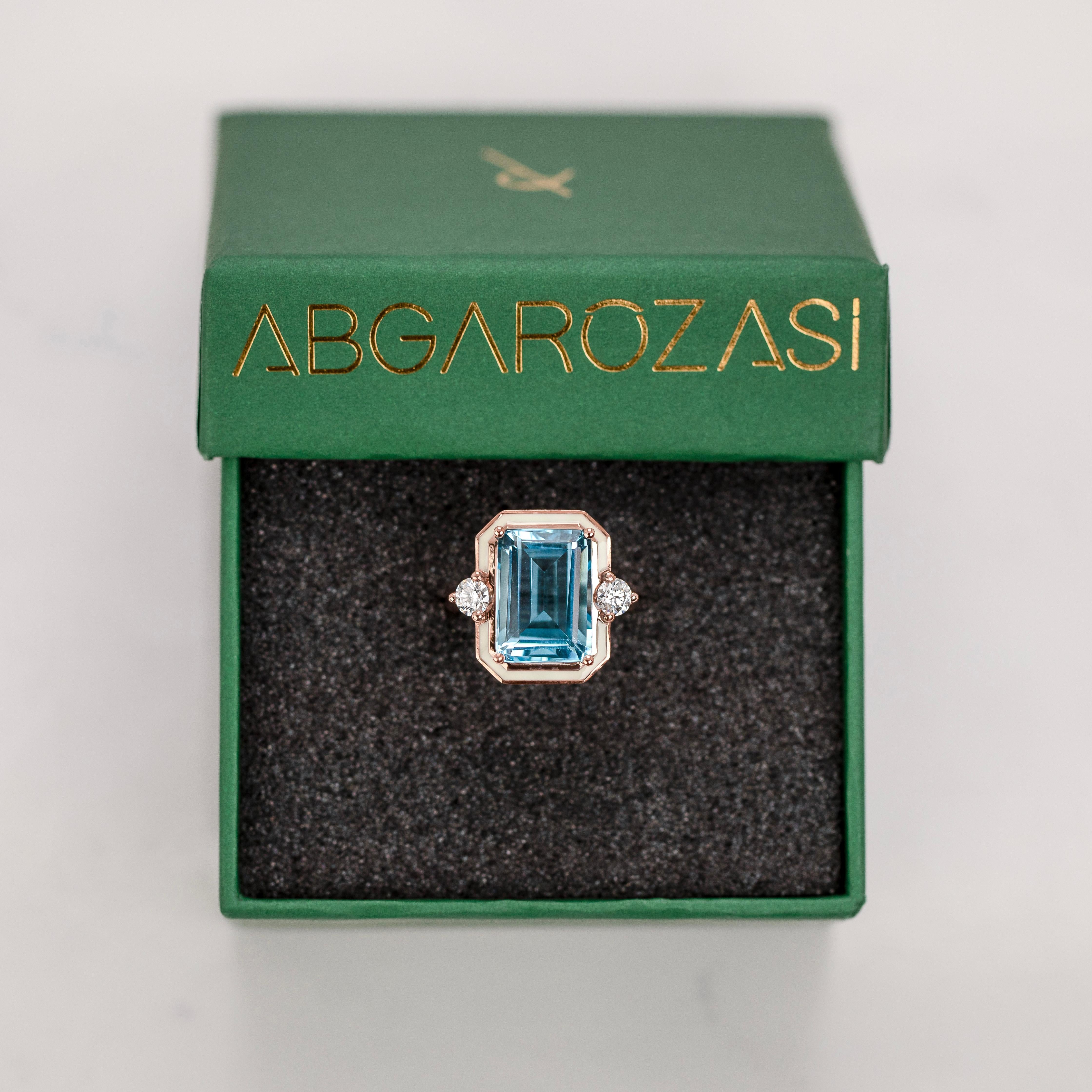 Art Deco Style, Sky Topaz Stone and Moissanite Ring, 14K Gold Ring For Sale 4
