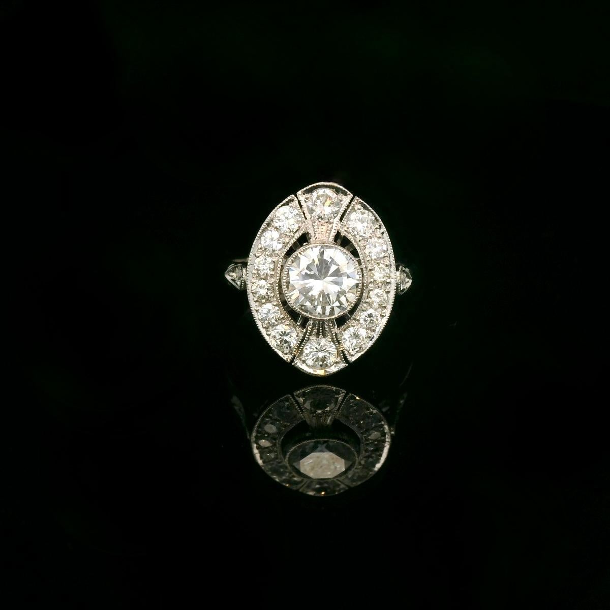 Art Déco ring with center 1.01 Carats natural diamond For Sale 2