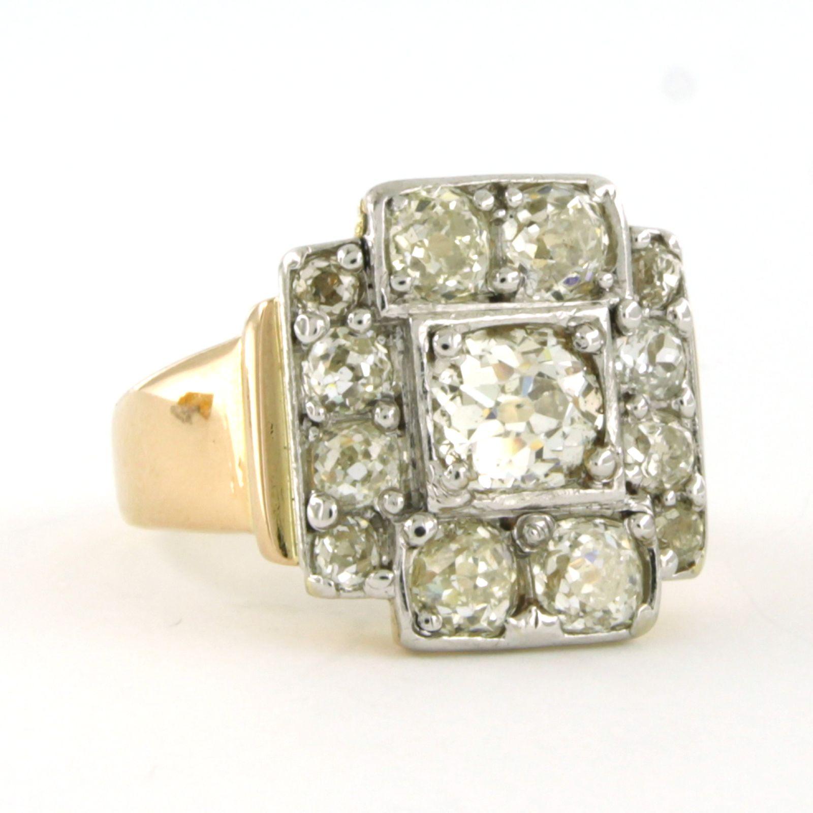 Bague Art déco en or 18 carats et platine avec diamants taille ancienne de 2,60 carats en vente 1