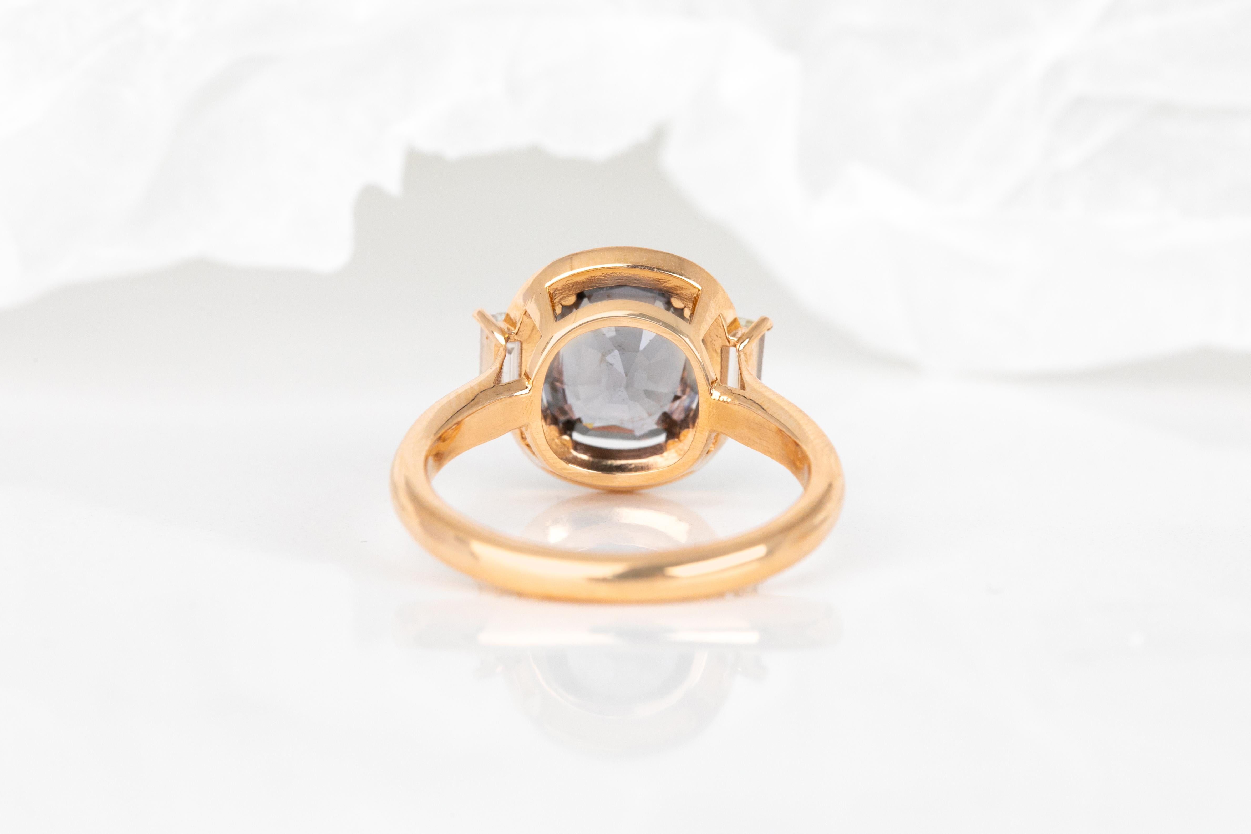For Sale:  Art Deco Ring, 14k Rose Gold and 3.13ct Spinal Gray 0.37ct Baguette Stone Ring 4