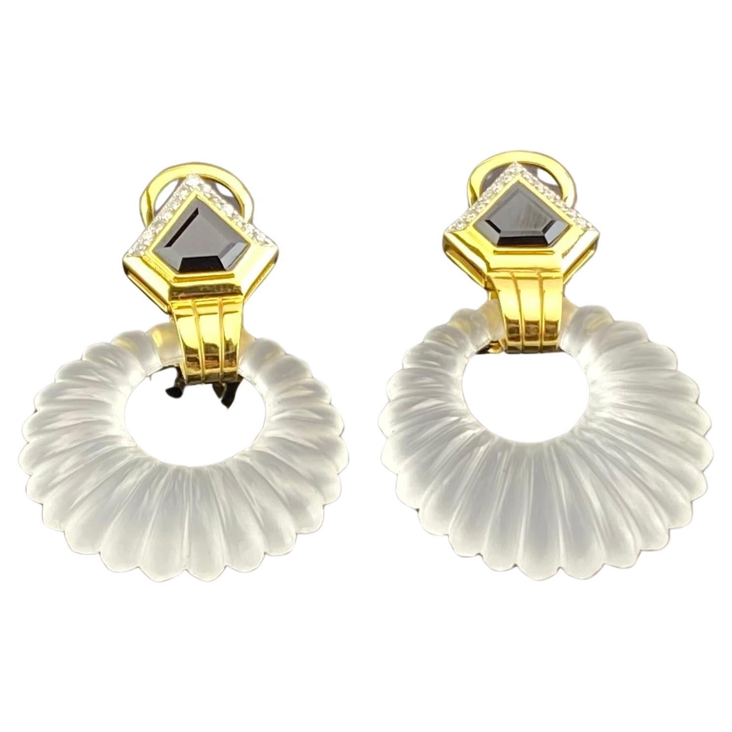 Art Deco Rock Crystal, Black Onyx and Diamond 18K Yellow Gold Dangle Earrings For Sale