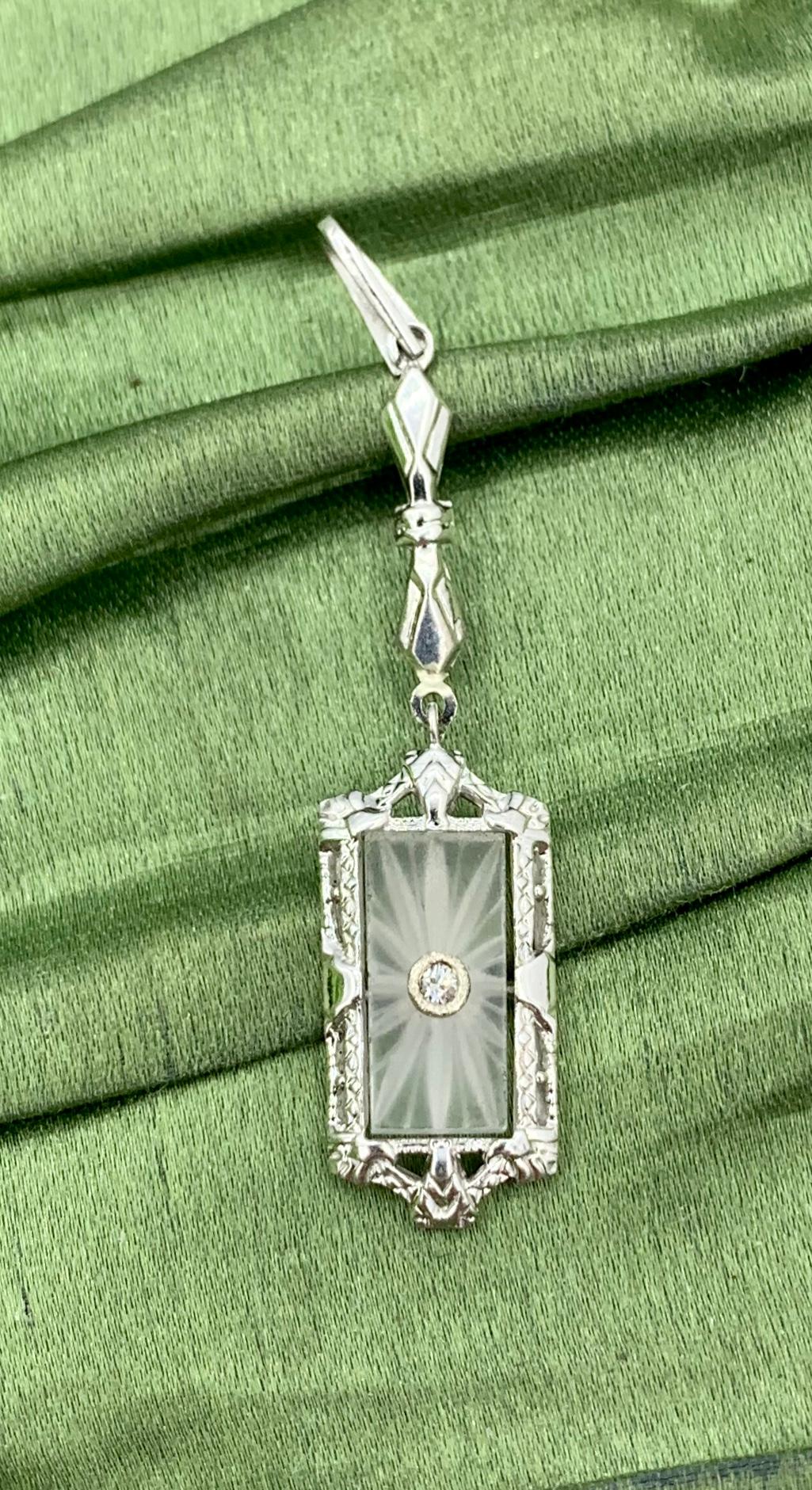 Art Deco Rock Crystal Old Mine Diamond Pendant Necklace Filigree 14K White Gold In Excellent Condition For Sale In New York, NY
