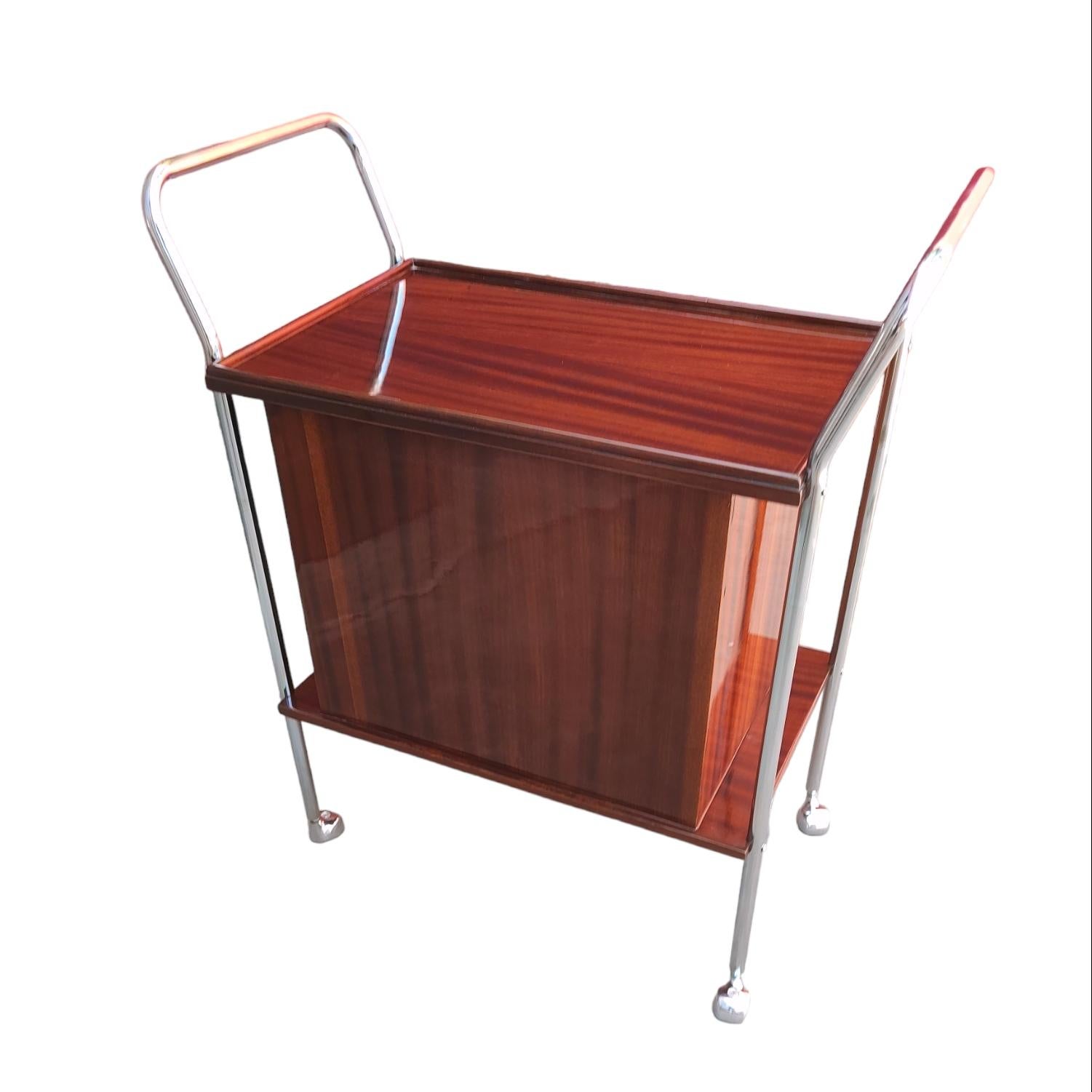 20th Century Art Deco Rolling Bar Cart For Sale