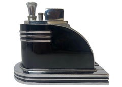 Art Deco Ronson Streamline Moderne Black Lacquered Touch Tip Table Lighter