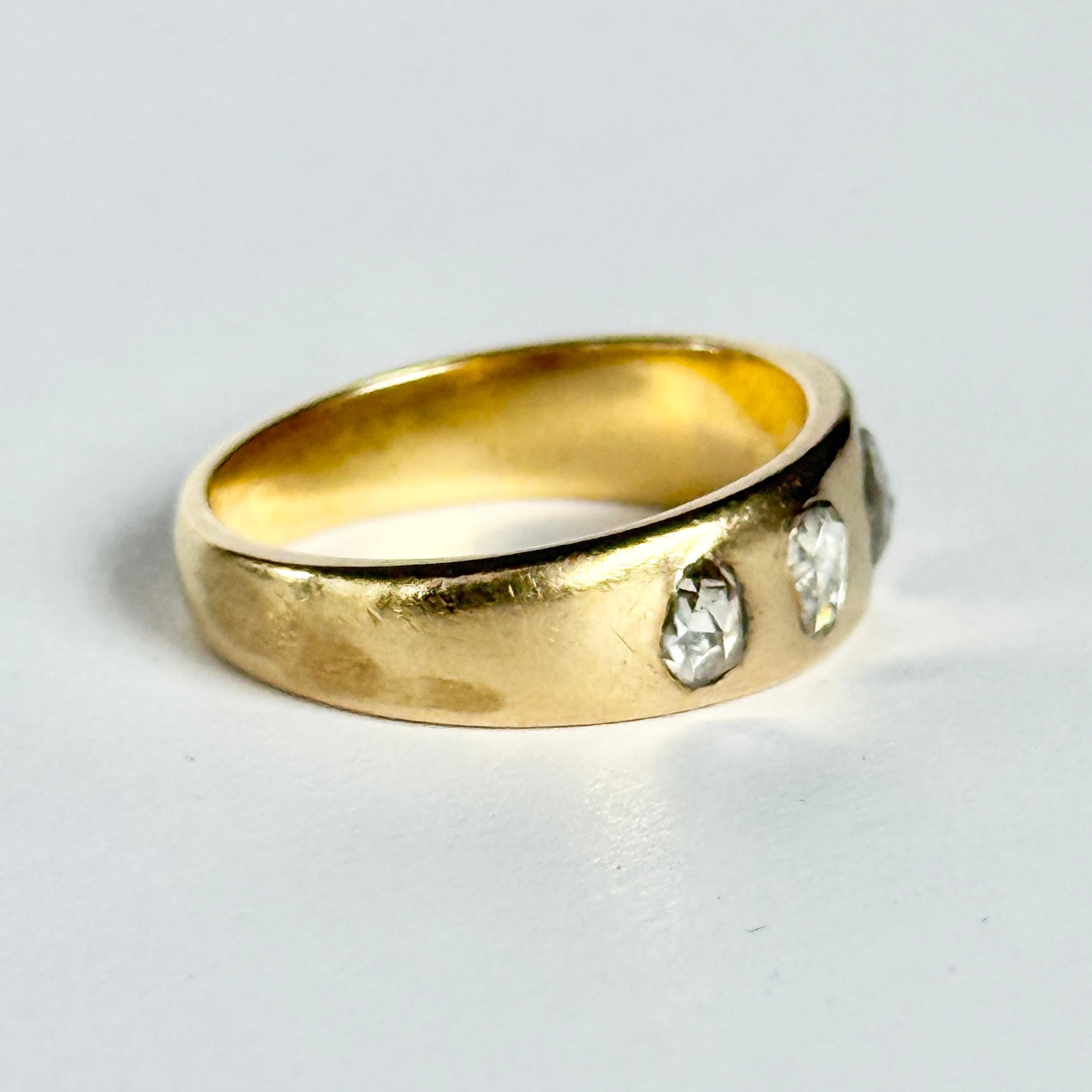 Art Deco Rose Cut Diamond 18 Carat Gold Cluster Ring For Sale 2