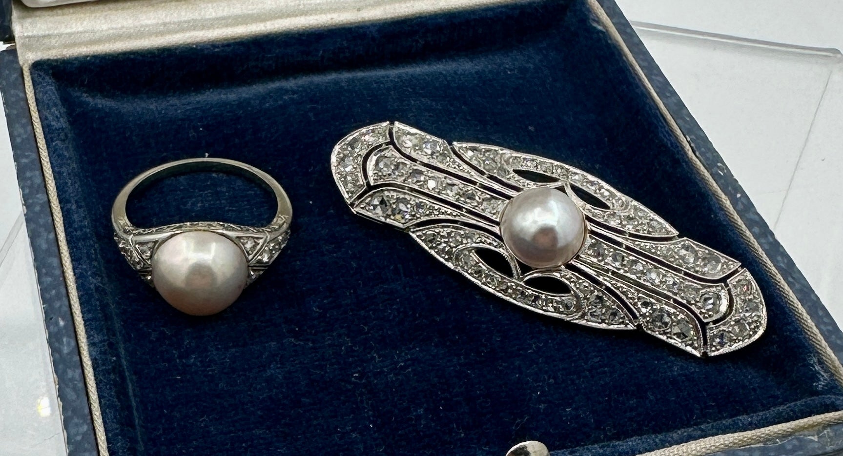 Art Deco Rose Cut Diamond Pearl Ring And Pin 18K Antique Wedding Engagement Ring In Excellent Condition For Sale In New York, NY
