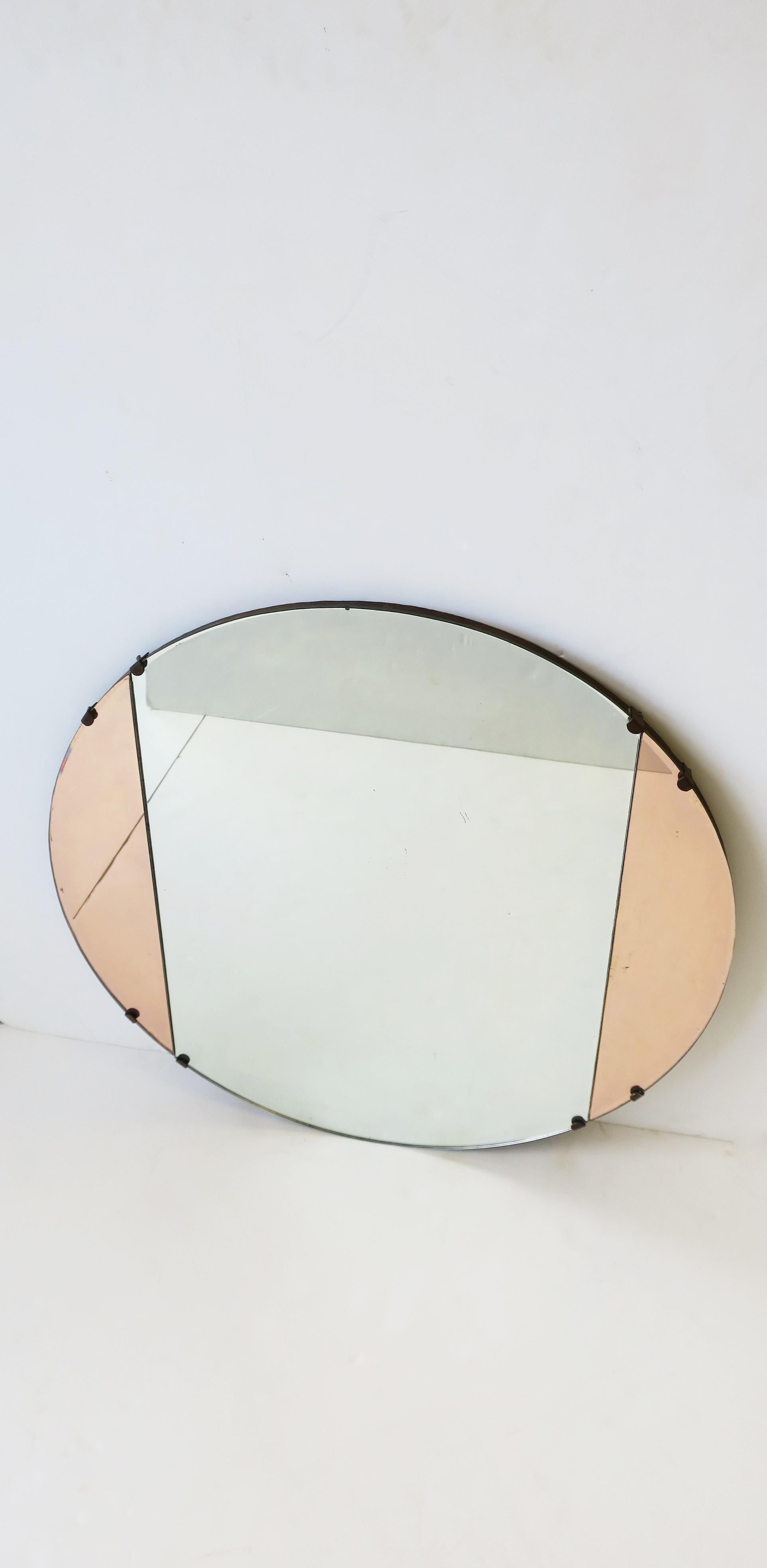 American Art Deco Rose Pink Round Wall Mirror, circa 1940s For Sale