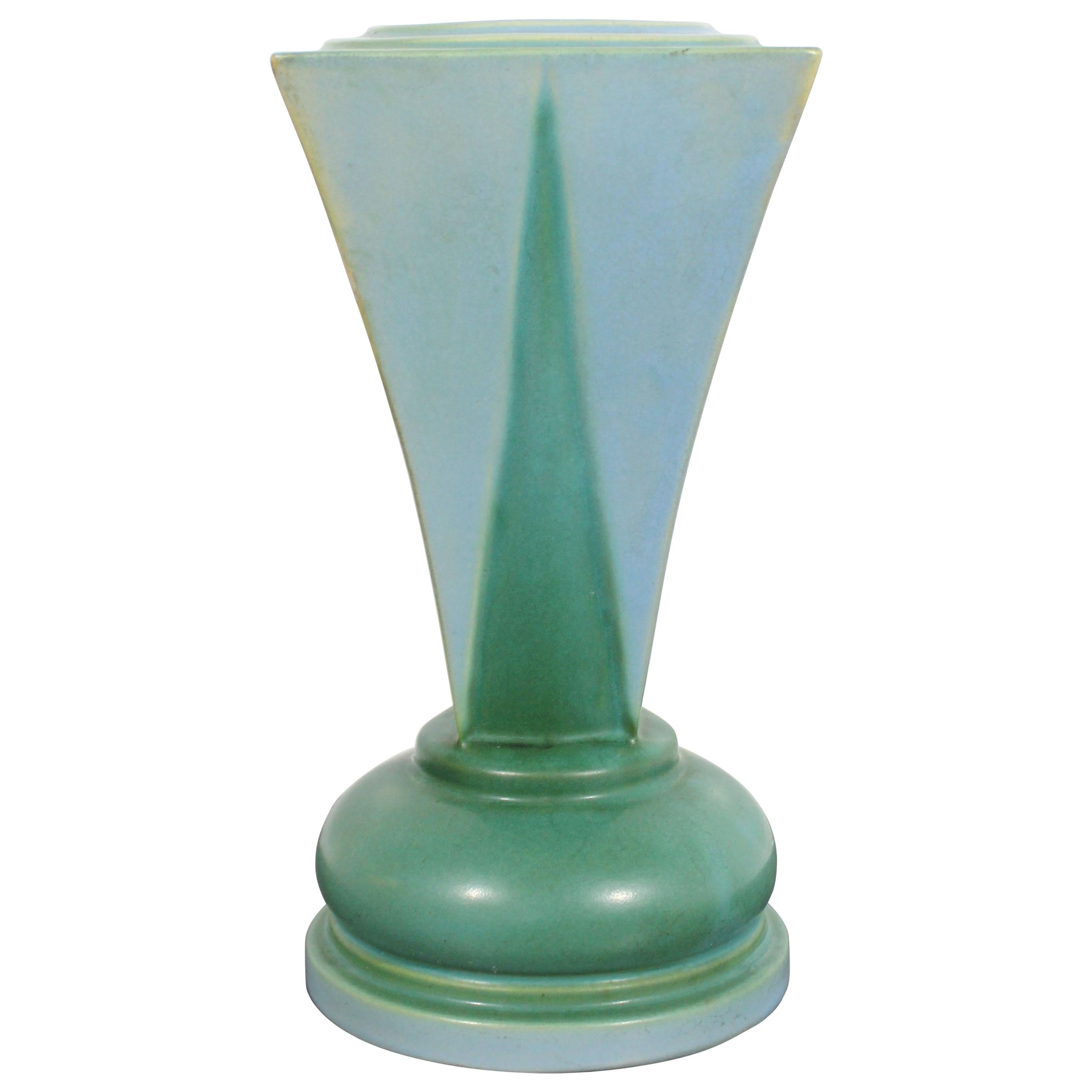 Art Deco Roseville Futura Shooting Star Shaped Ceramic Art Vase Vessel Green