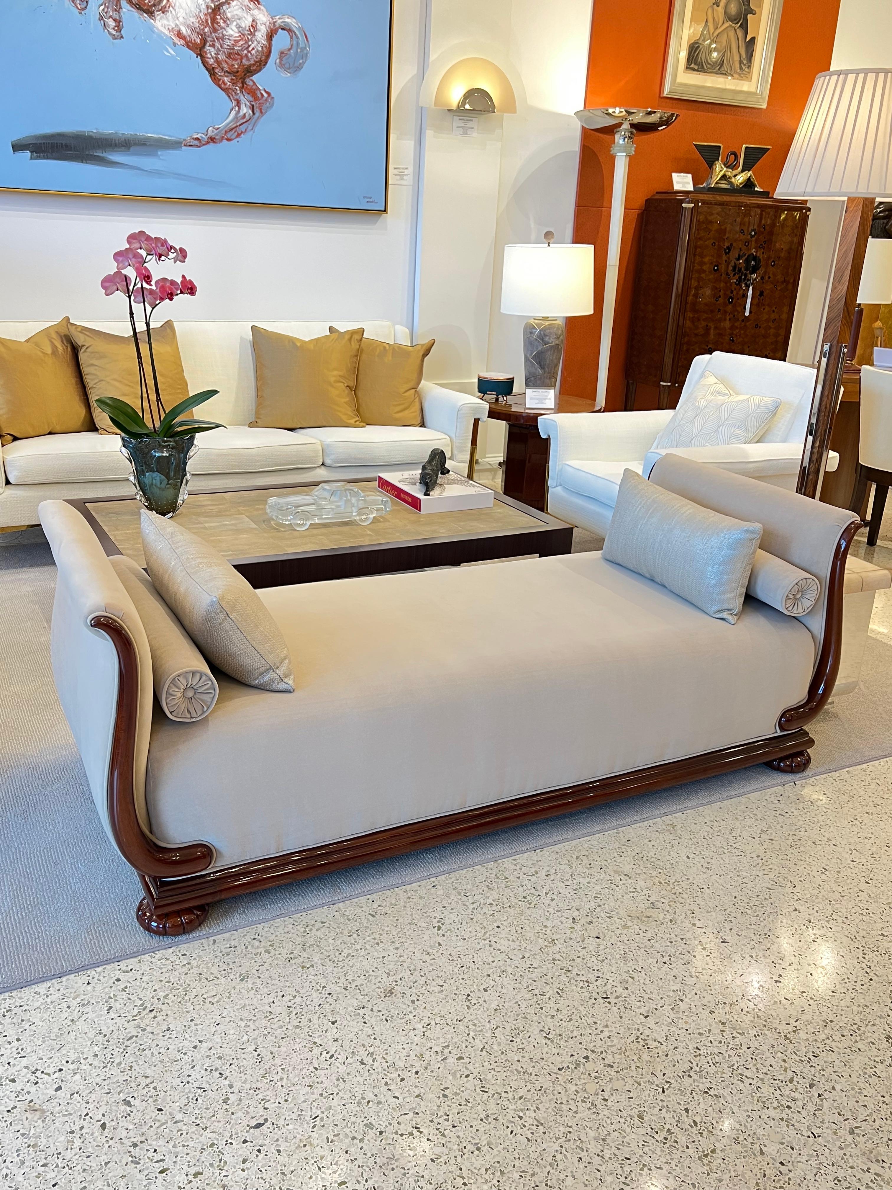 Velvet Art Deco Rosewood DayBed in the style of Jules Leleu For Sale