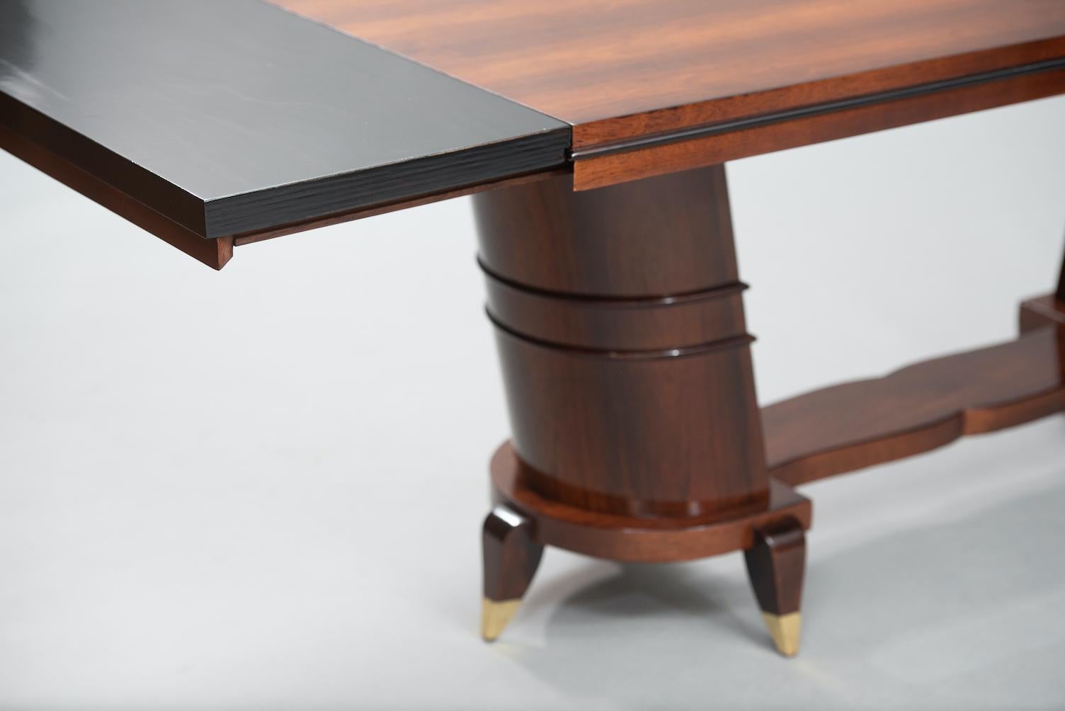 Varnished Art Deco Rosewood Dining Table For Sale