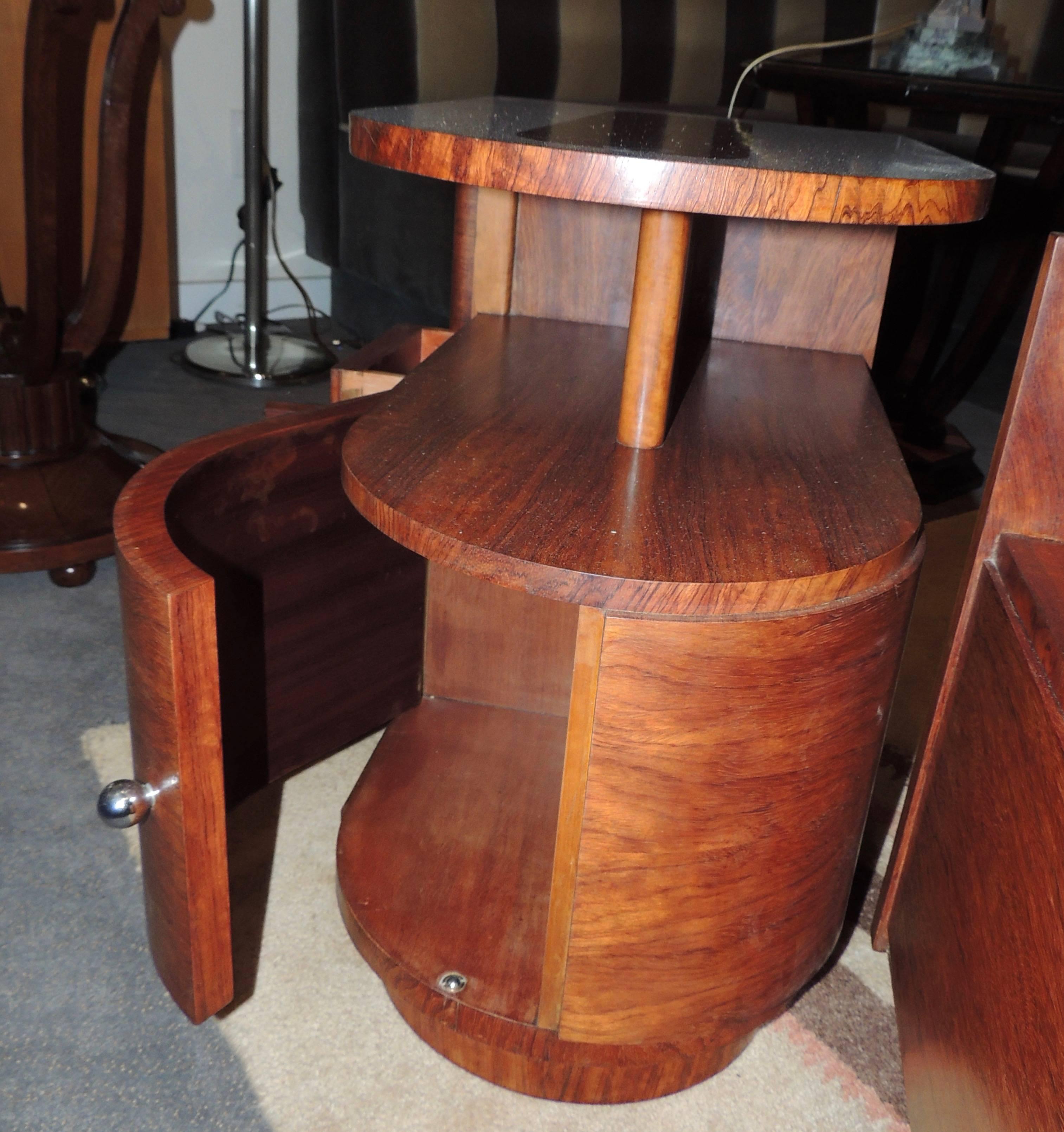 Art Deco Rosewood Pair of Nightstands Streamlined Curves In Excellent Condition In Oakland, CA