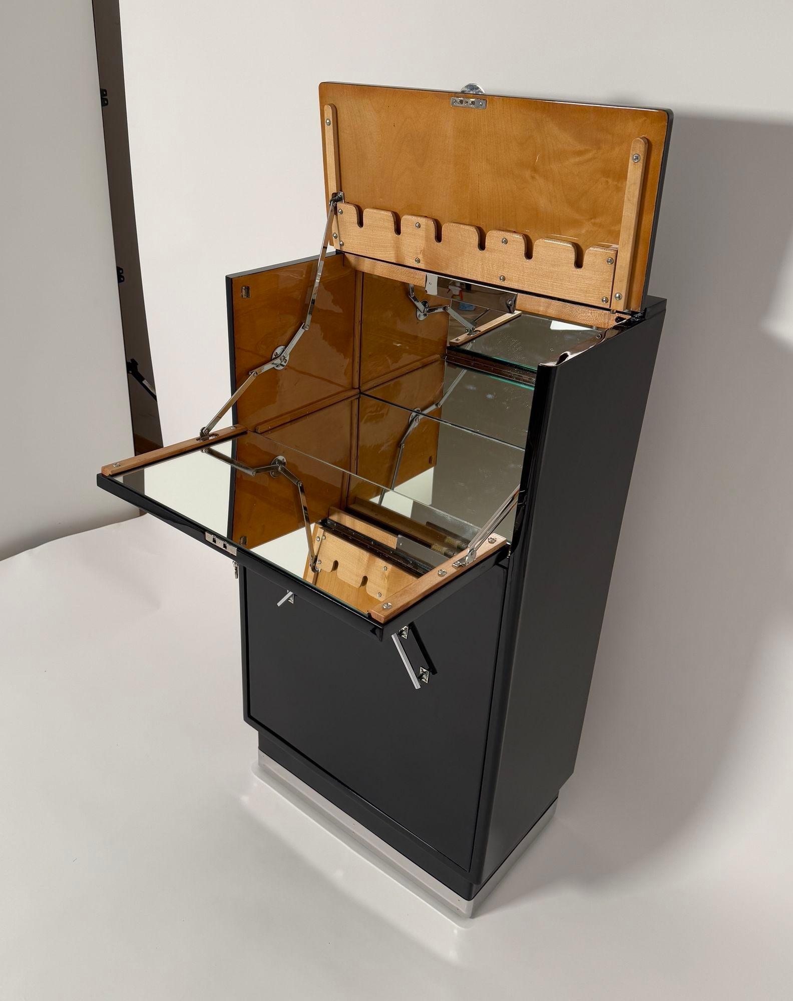 Mobile bar rotante Art Déco, lacca nera, acero, cromo, Francia, 1930 circa 6