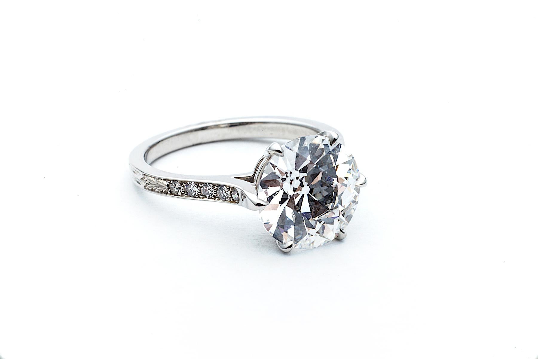 Art Deco Round 3.69 Carat Old European Cut Diamond Engagement Ring In Excellent Condition In Greenwich, CT