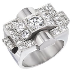 Anillo Art Decó de diamantes redondos brillantes y talla única y racimo de platino