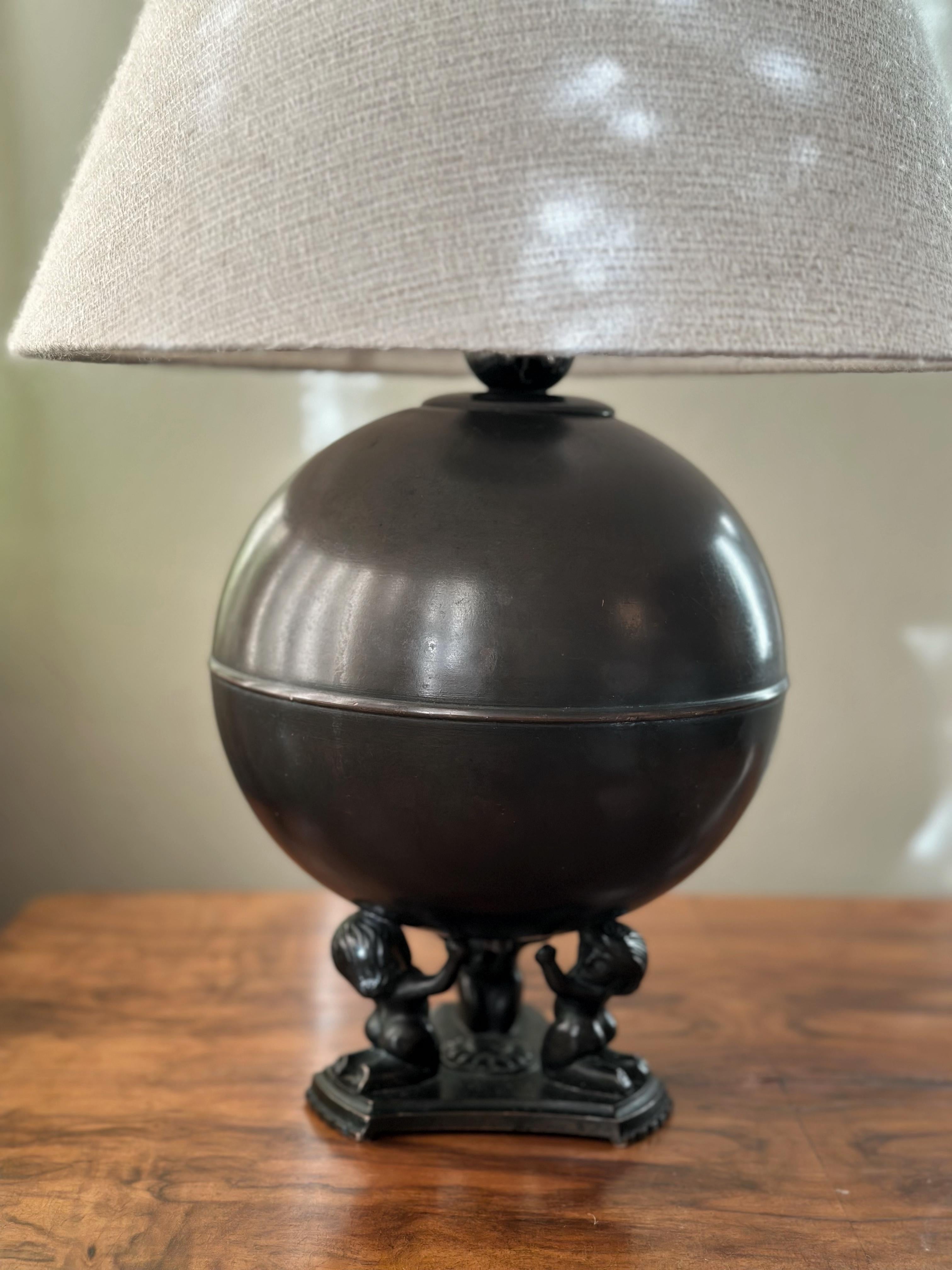 Art Deco Round Bronze Table Lamp by Swedish Äkta Brons Svensk Vara, 1930s In Good Condition In Bromma, SE