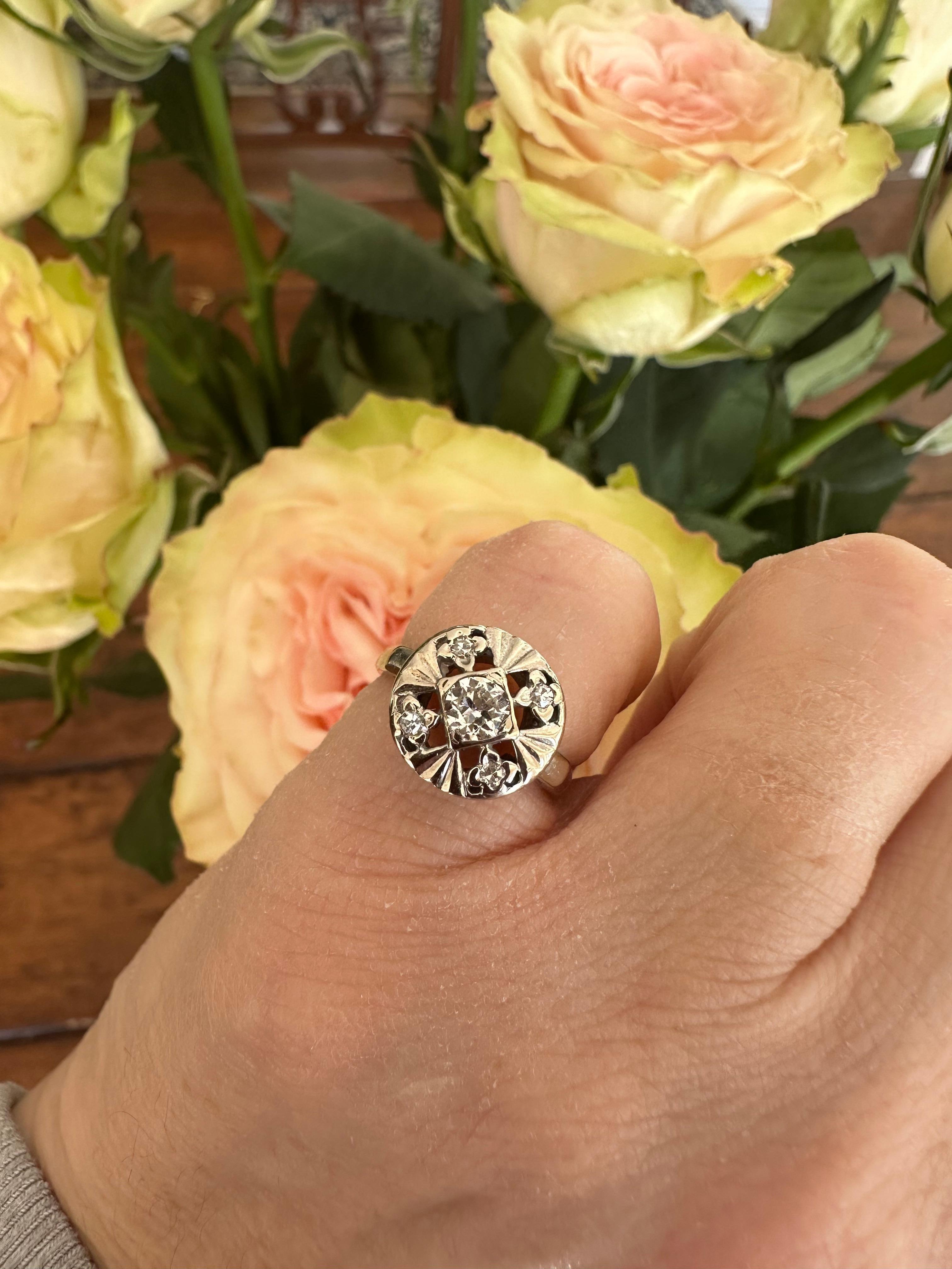 Art Deco Round Diamond Pinky Ring  For Sale 2