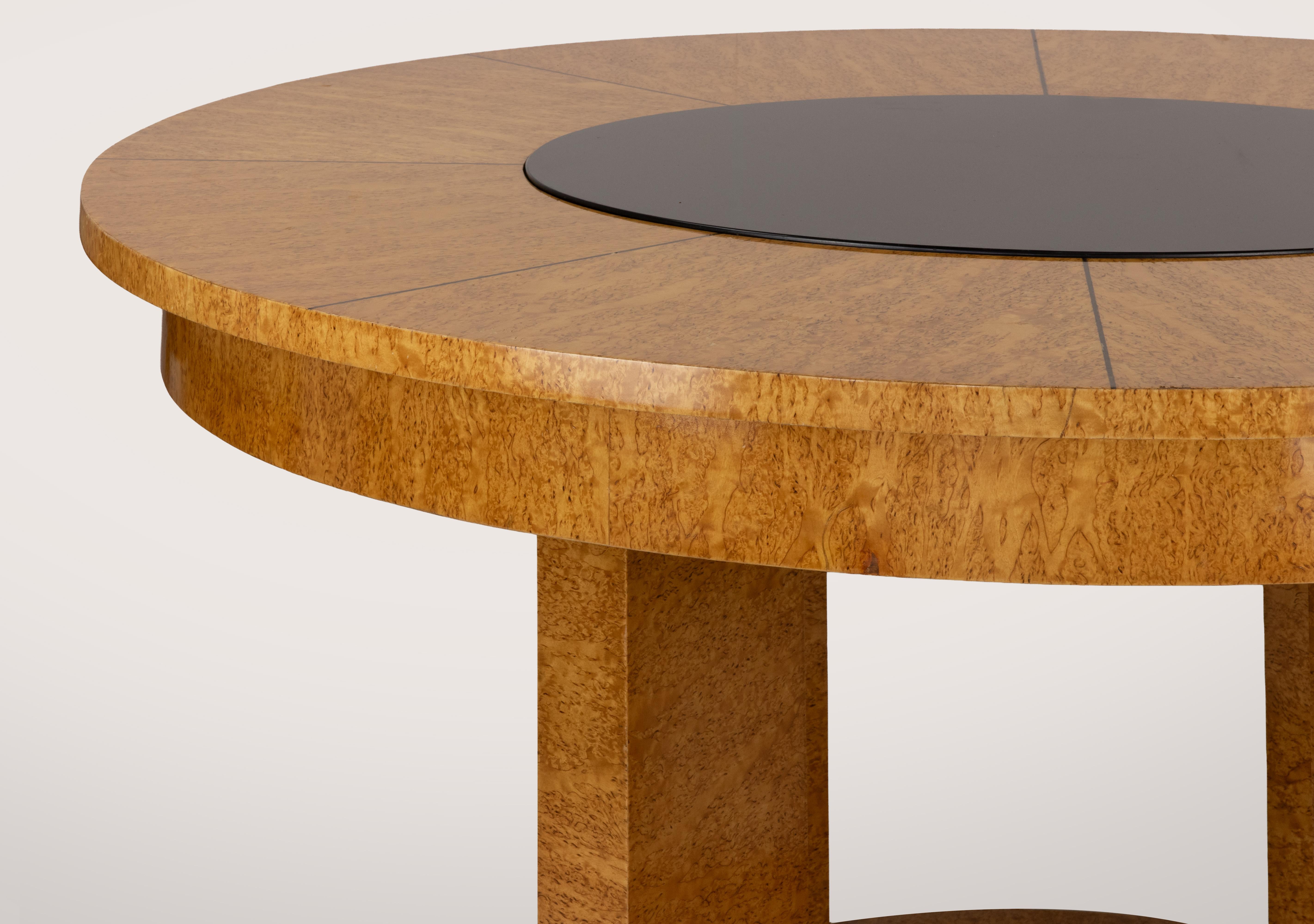 Ebonized Art Déco Round Dining Table For Sale