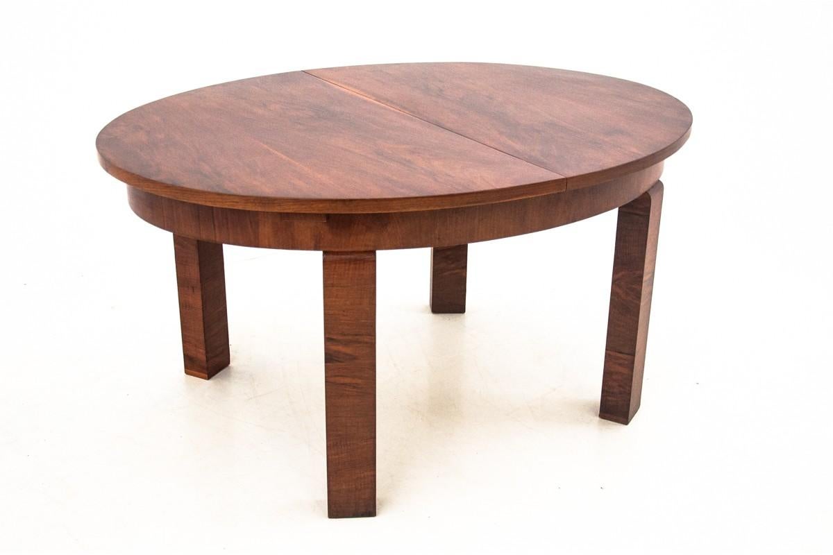 Art Deco Round Dining Table 1