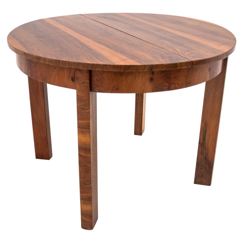 1940s Dining Room Tables - 219 For Sale at 1stDibs