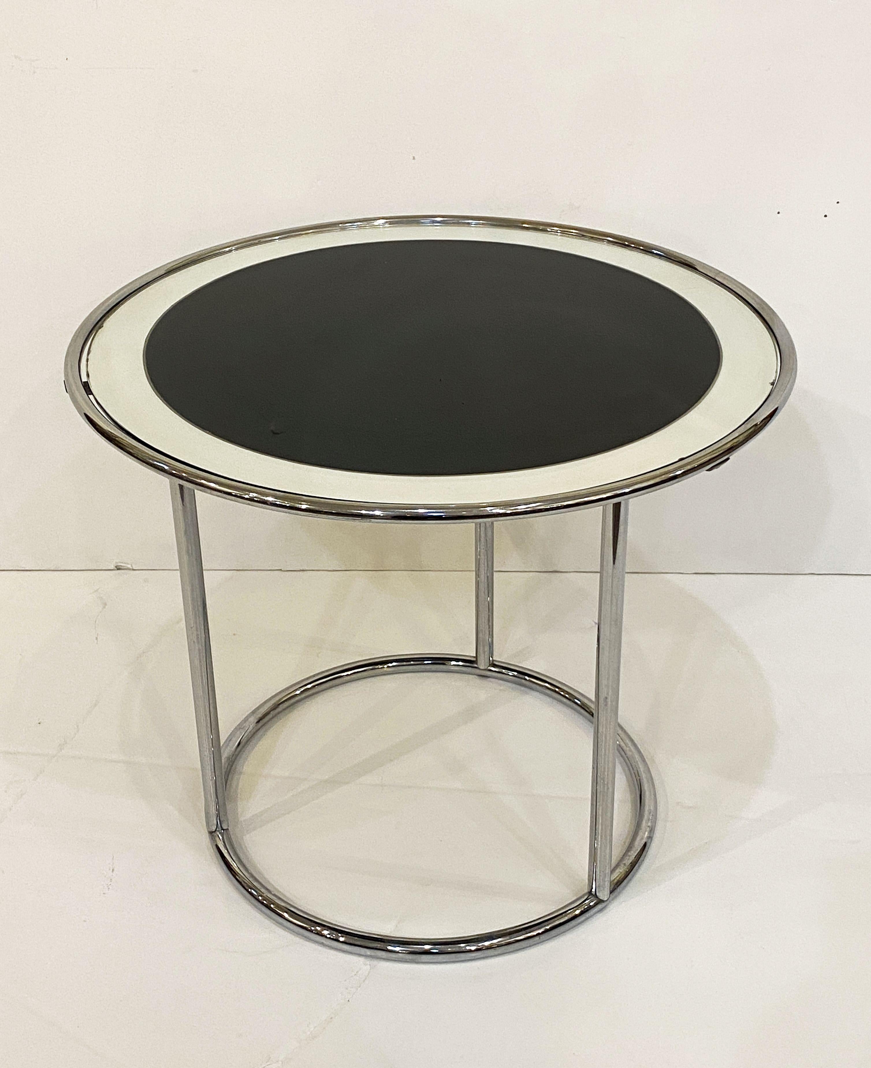 Art Deco Round Drinks Table of Chrome and Mirrored Glass from England For Sale 5