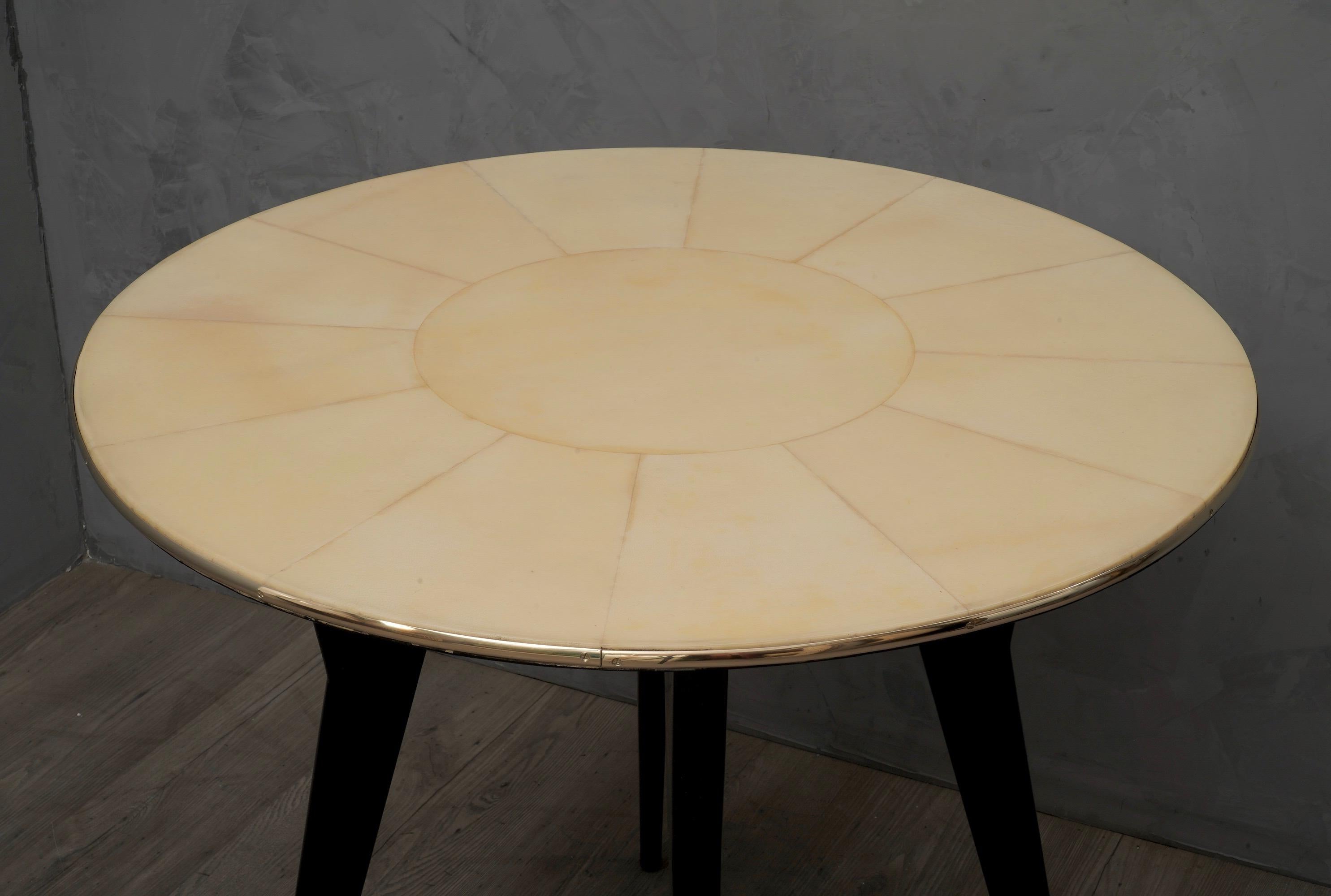 Mid-20th Century Art Deco Round Goatskin Card and Tea Table, 1940