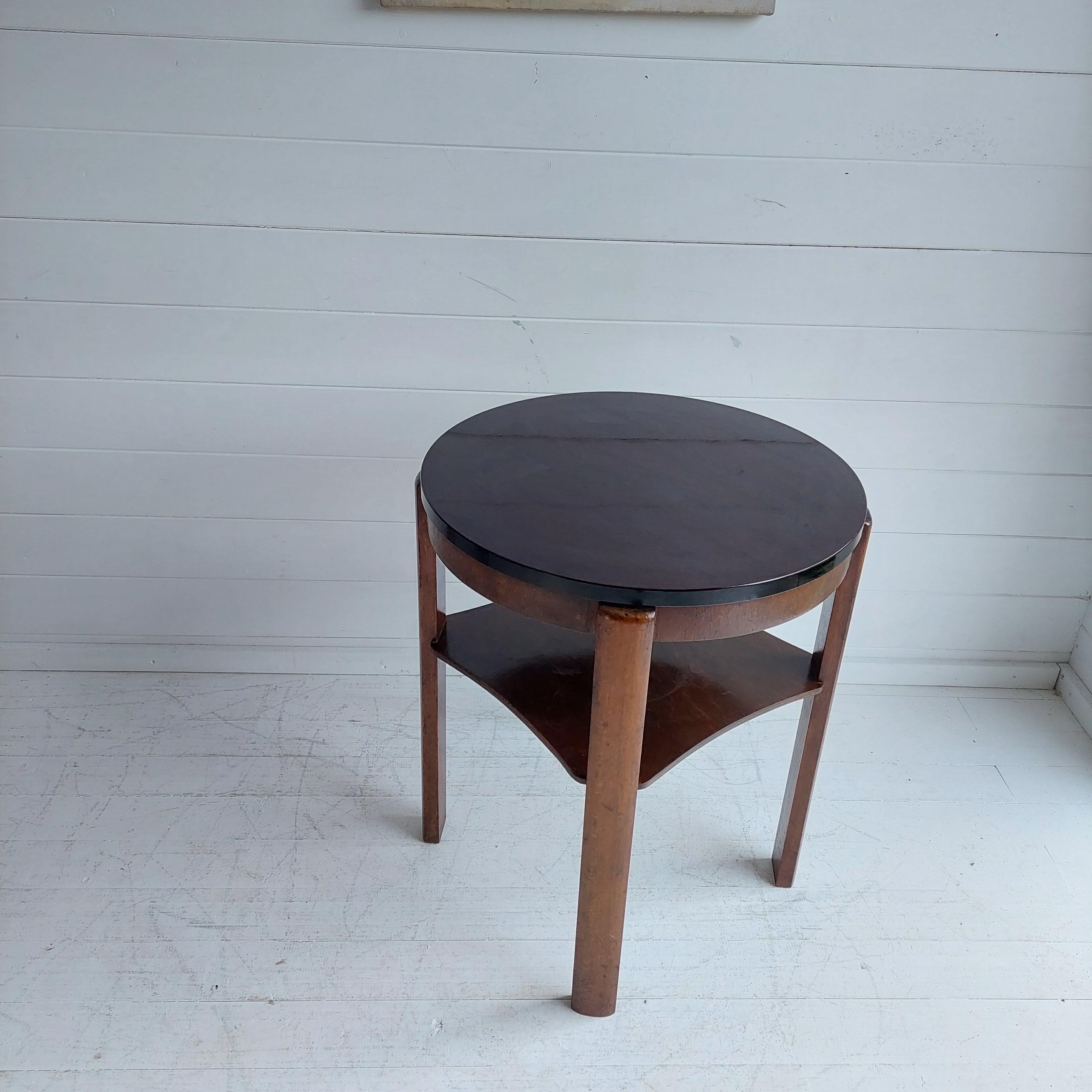 European Art Deco Round Gueridon side table in Laquered walnut and oak, Thonet Style 1930
