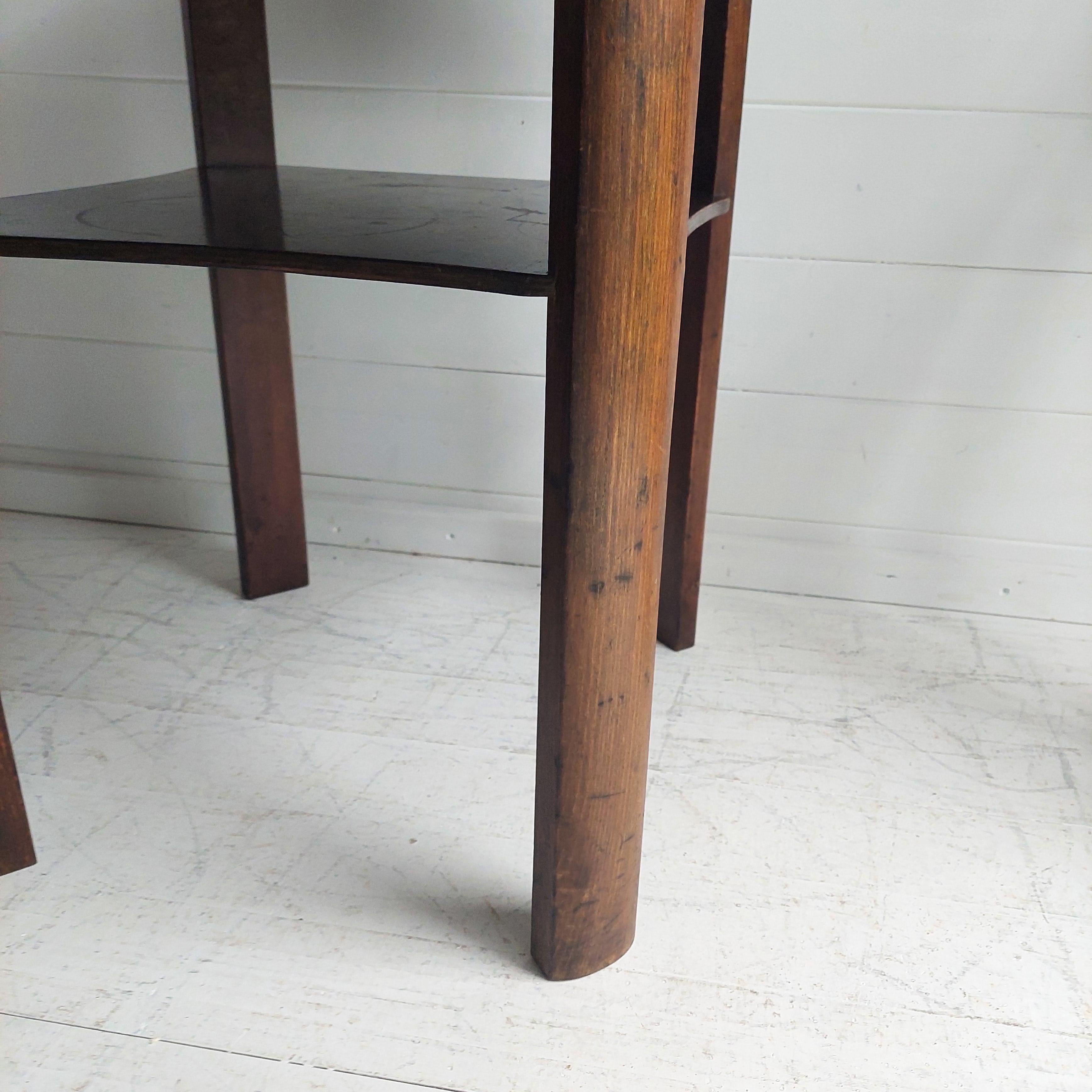 Art Deco Round Gueridon side table in Laquered walnut and oak, Thonet Style 1930 1