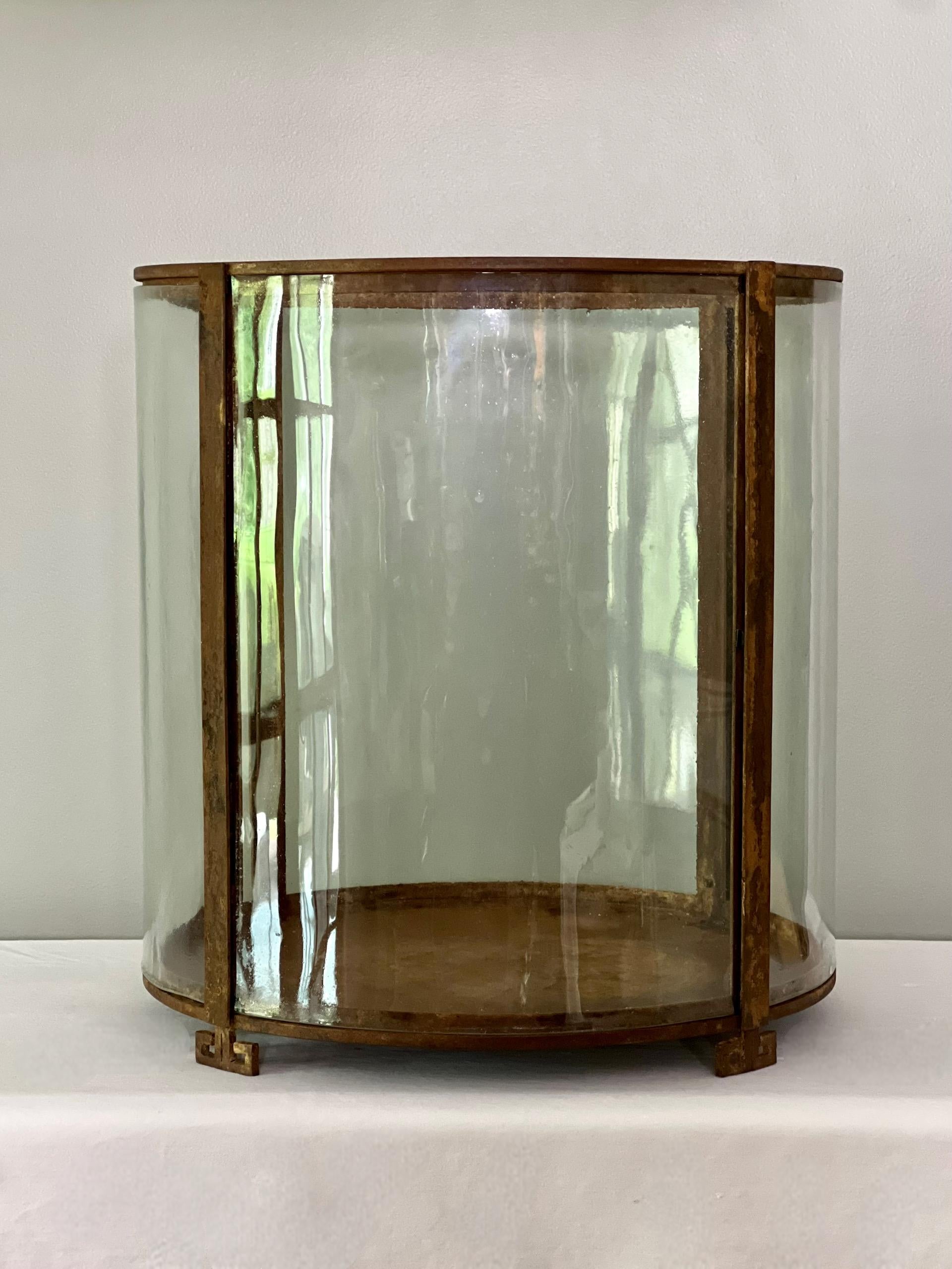 Art Deco Round Iron and Curved Glass Tabletop Terrarium or Display Showcase For Sale 1