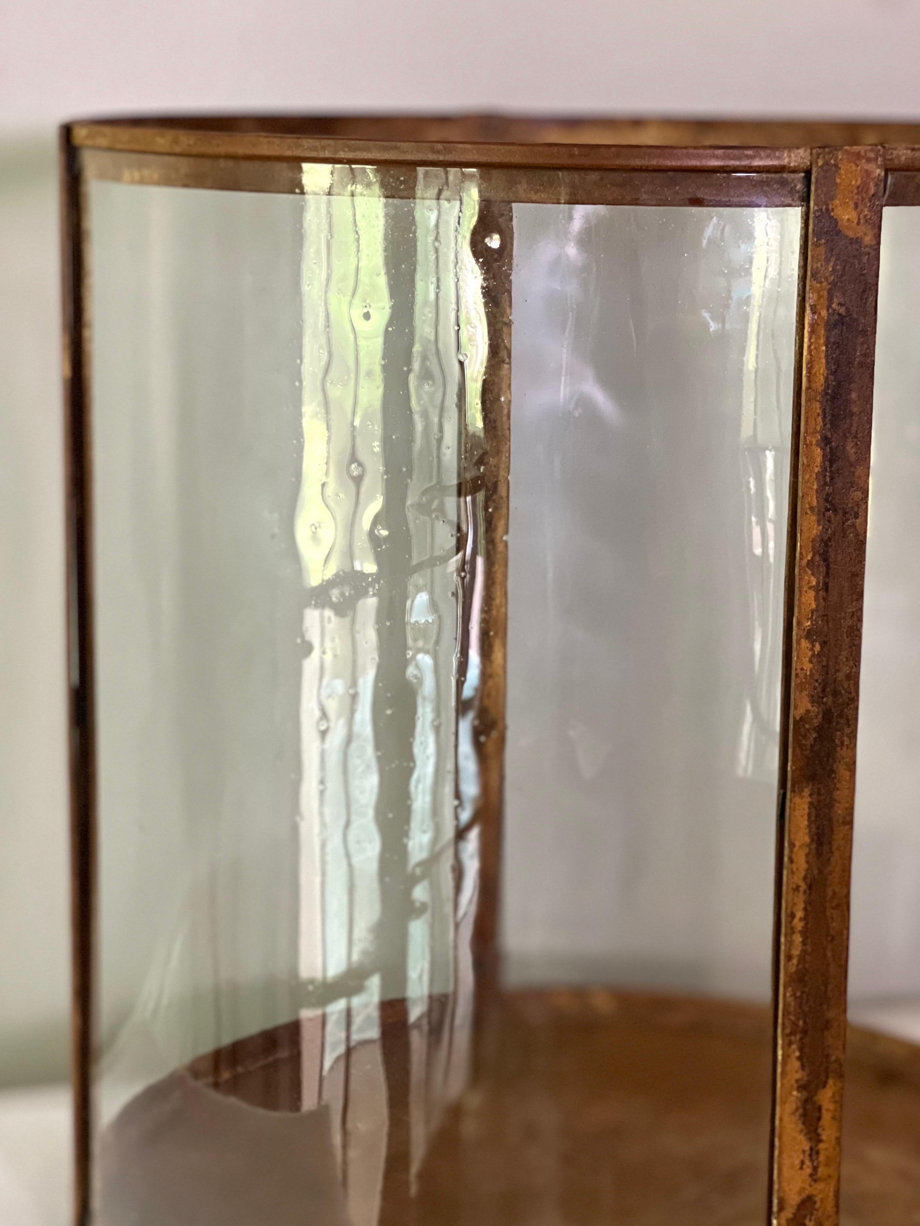 Art Deco Round Iron and Curved Glass Tabletop Terrarium or Display Showcase For Sale 3