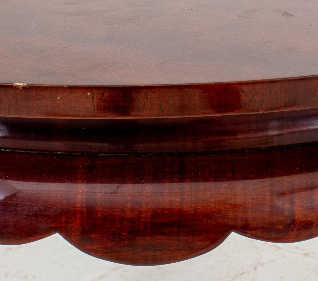 Art Deco Round Mahogany Low Table For Sale 1