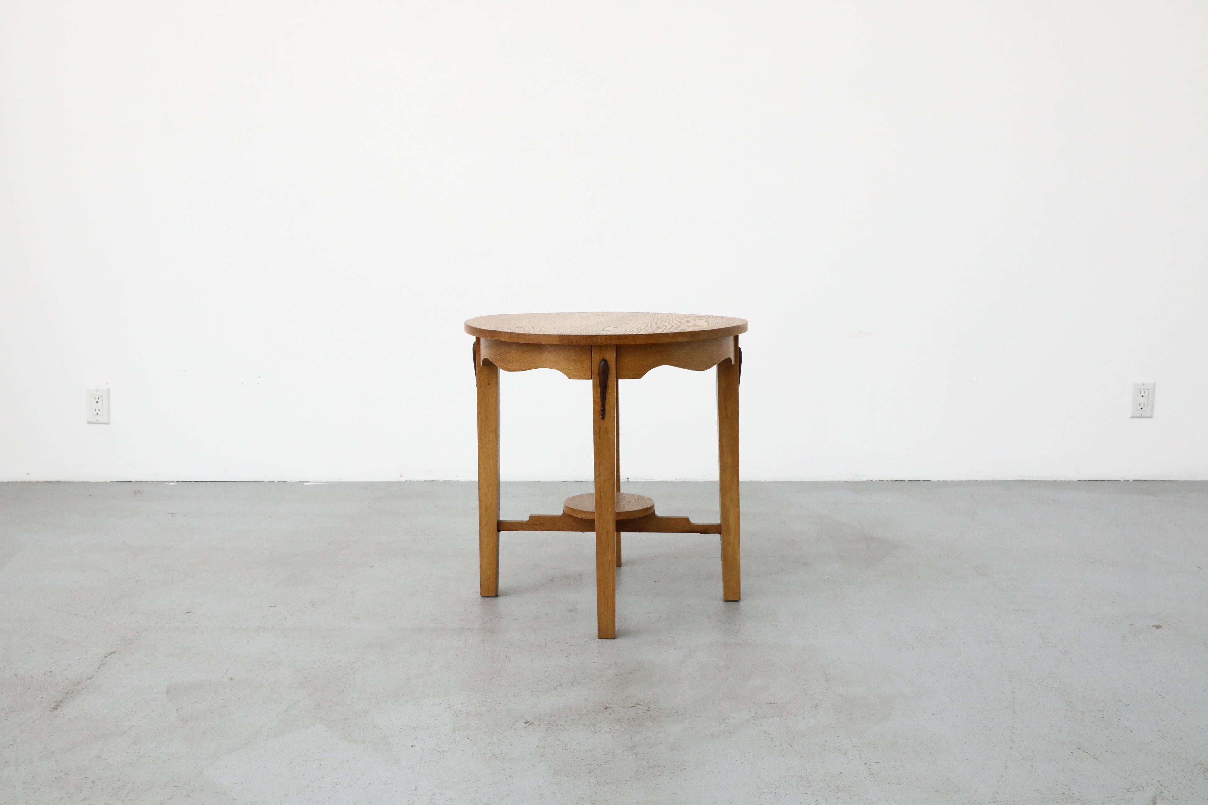 Art Deco Round Oak Side Table or Plant Stand In Good Condition In Los Angeles, CA