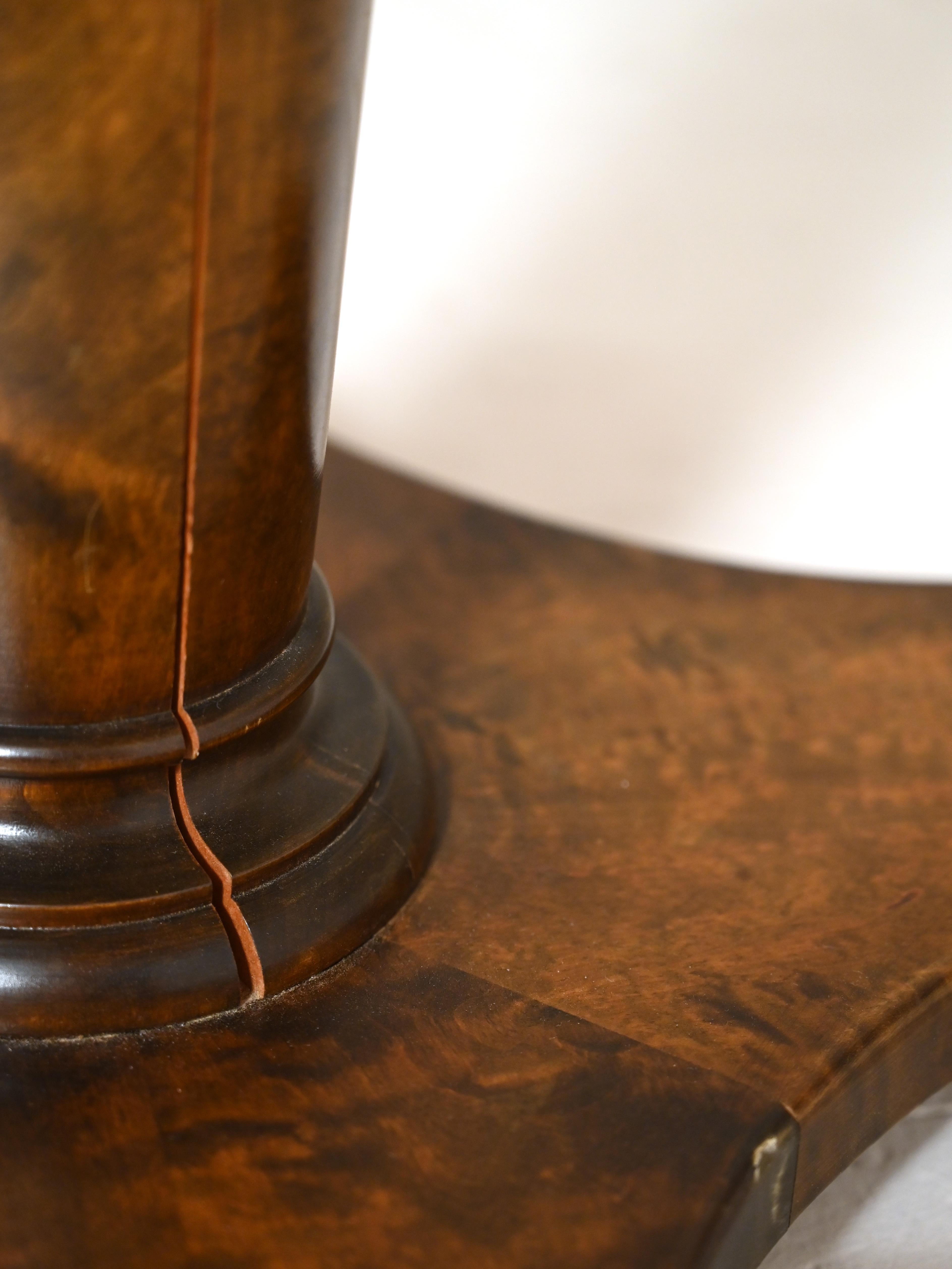 Mid-20th Century Art Deco Round/Oval Rising Table