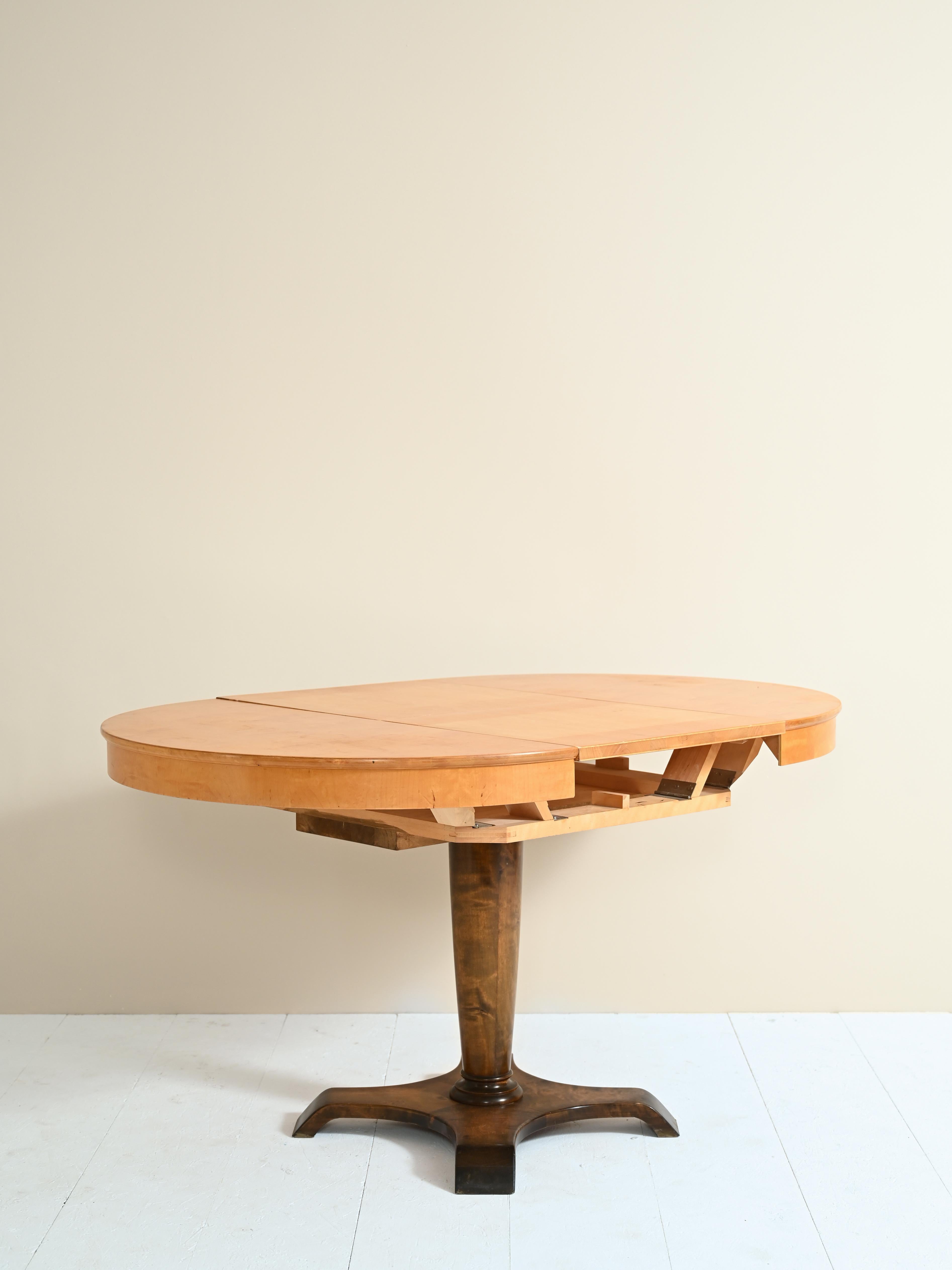 Art Deco Round/Oval Rising Table 1