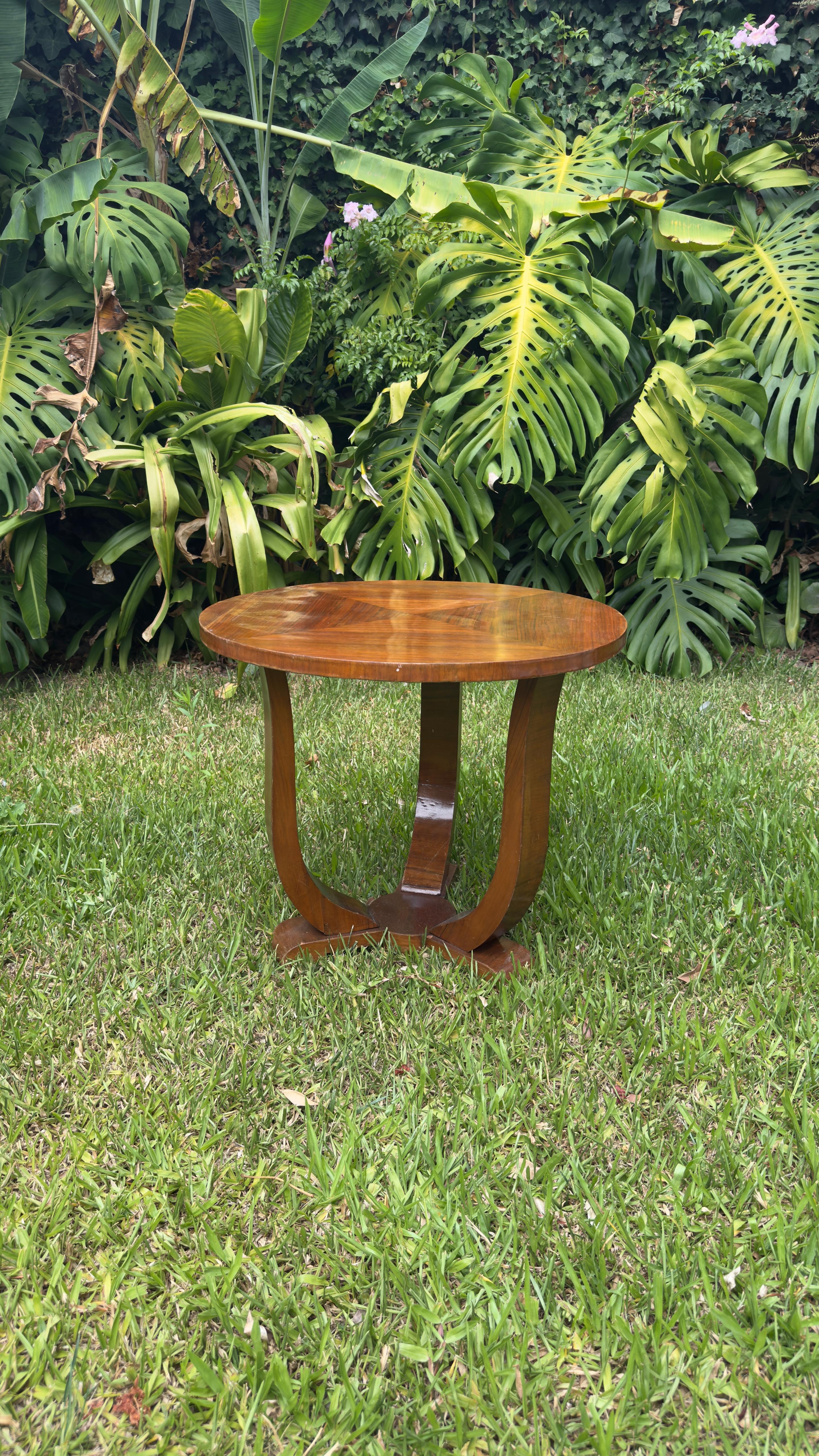 Table à piédestal rond Art Déco, France, 1930 en vente 4