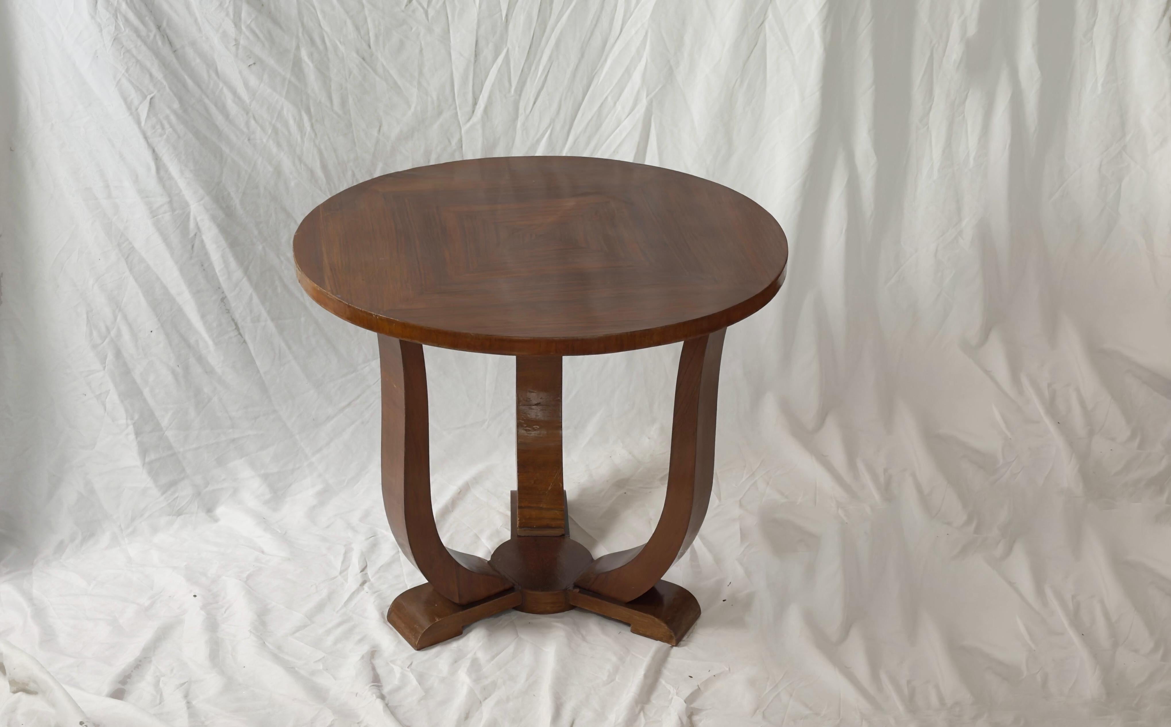 Table à piédestal rond Art Déco, France, 1930 en vente 6