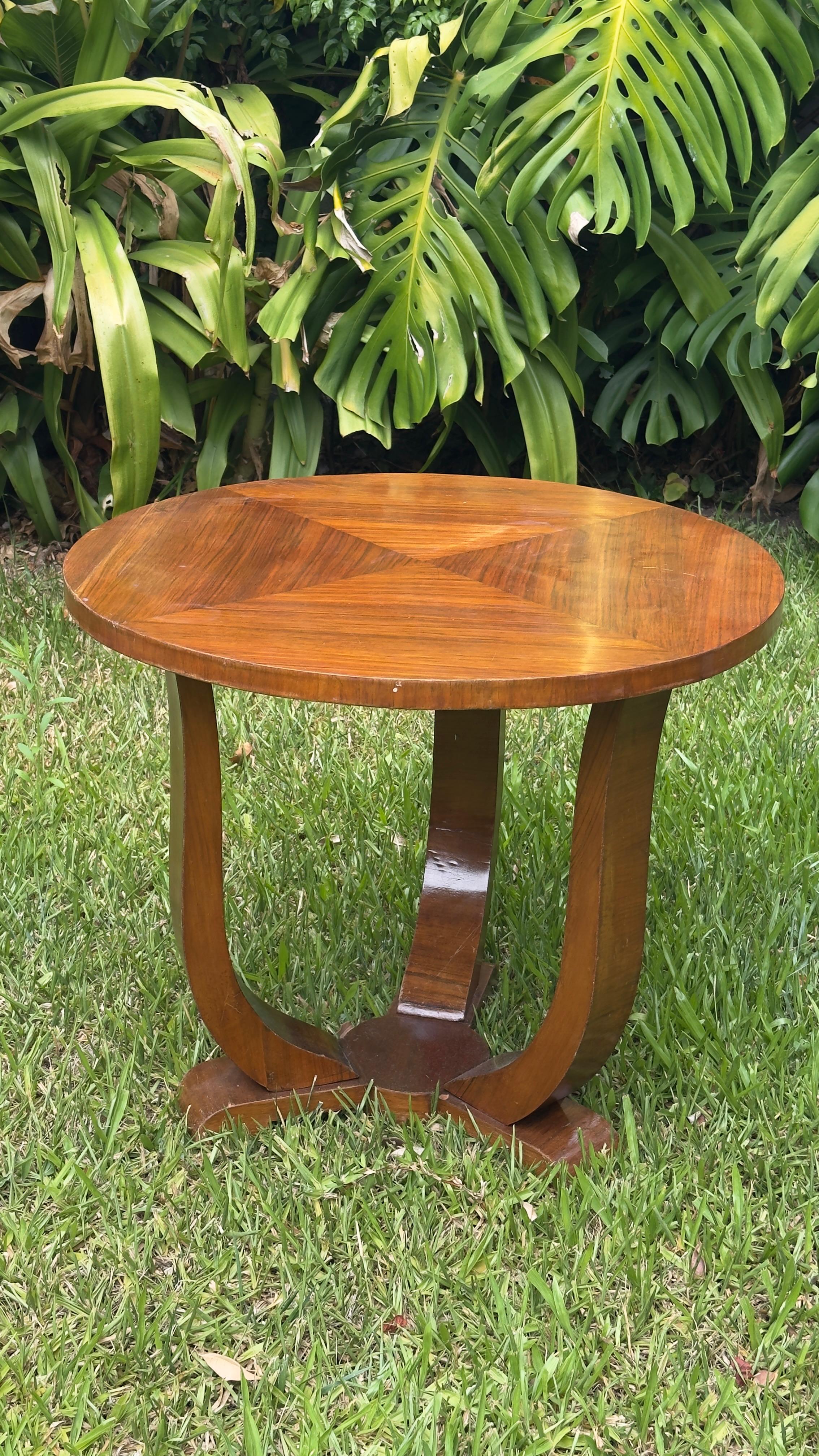 Art déco Table à piédestal rond Art Déco, France, 1930 en vente