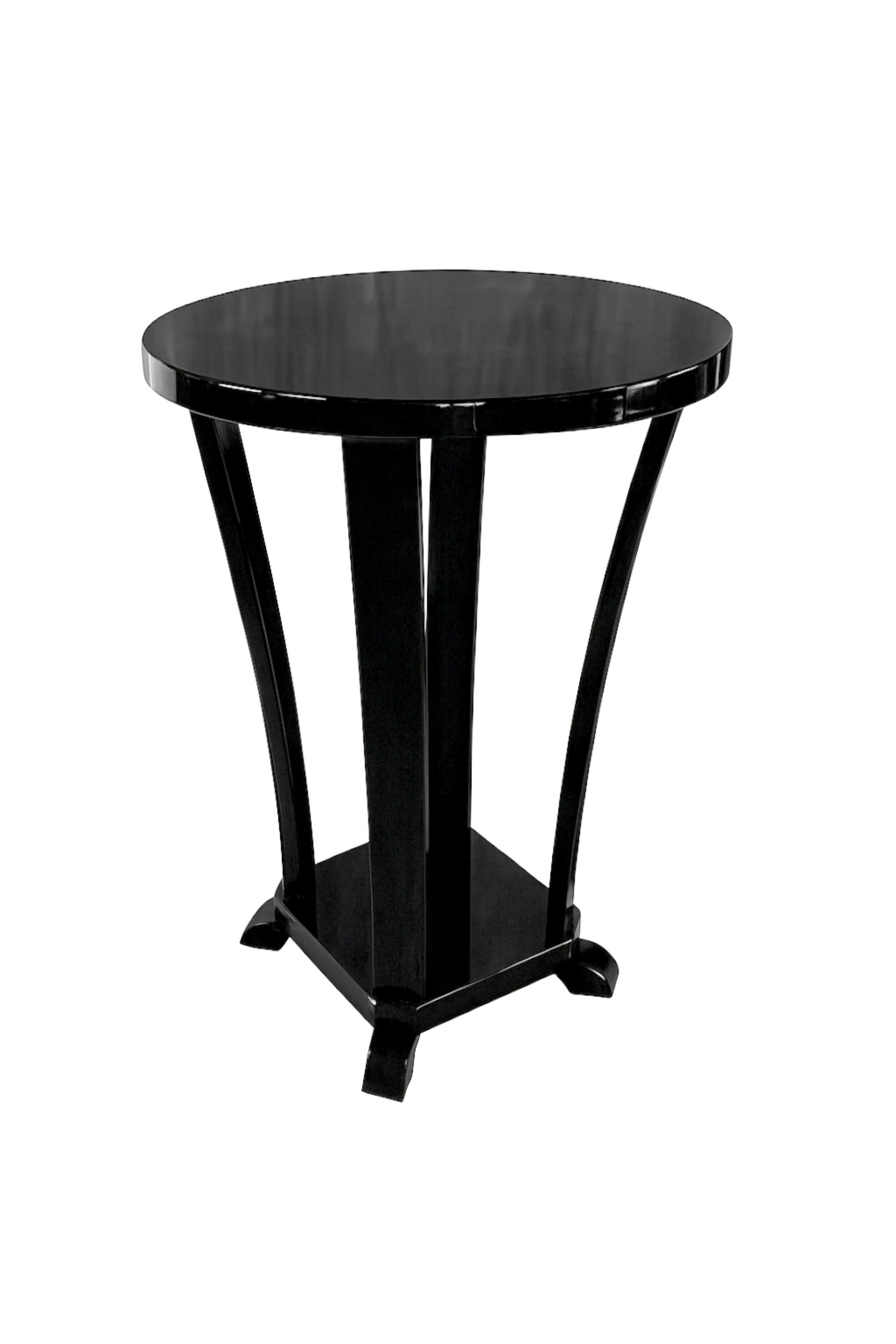 Runder Art-Déco-Tisch mit schwarzem Sockel und schwarzem Lack, Frankreich, 1930 im Angebot 1