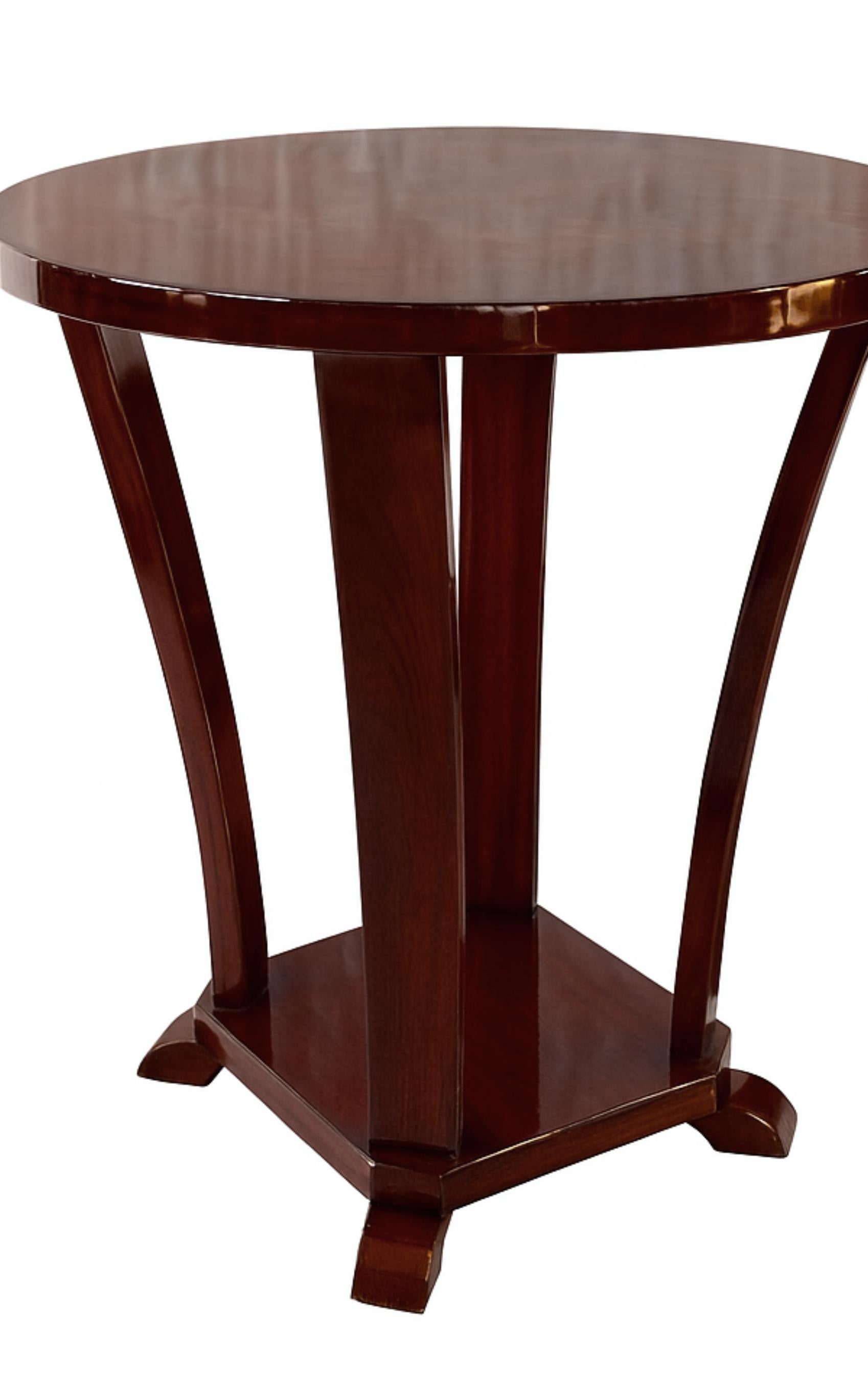 French Art Deco Round Pedestal Table, France, 20th Century For Sale