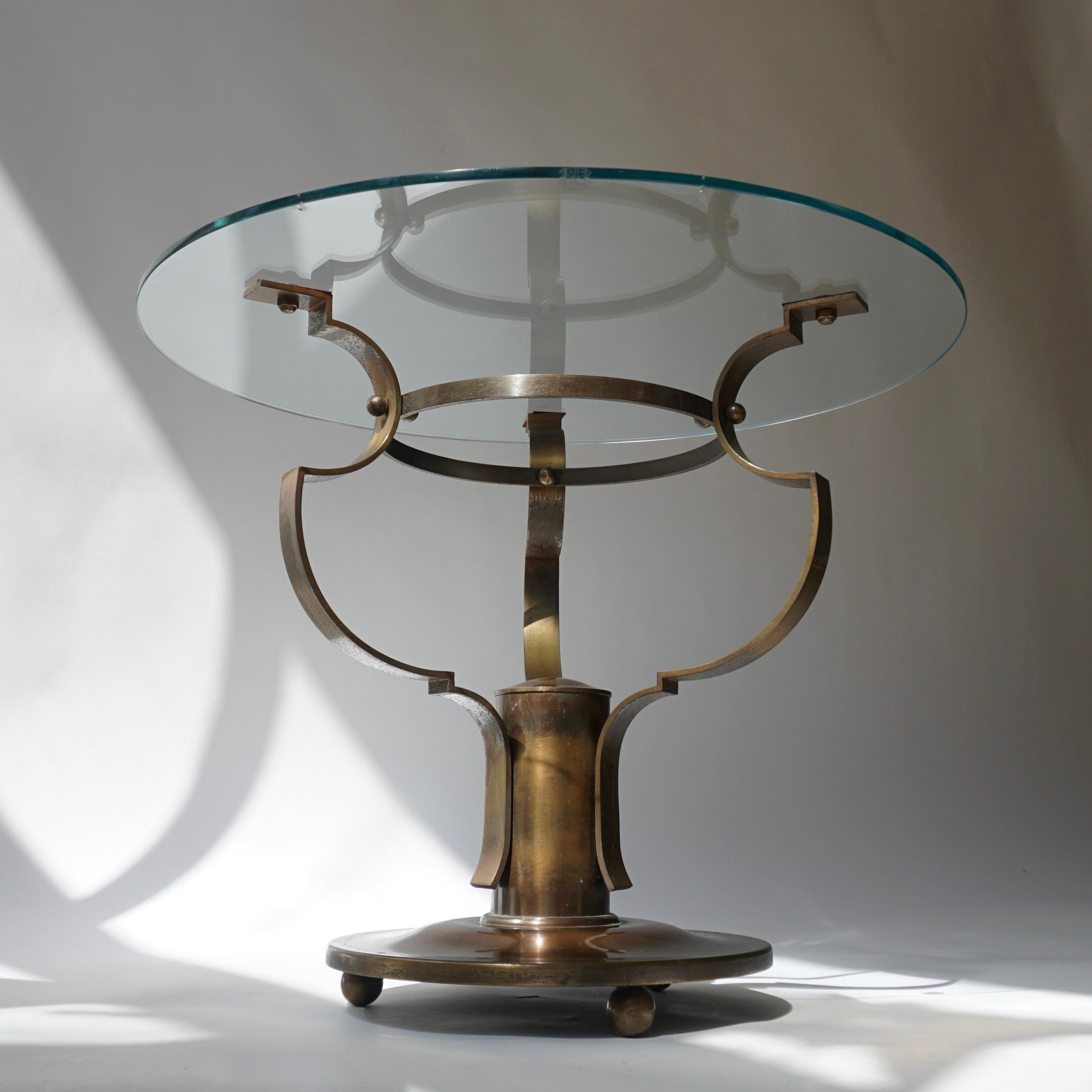 Art Deco Round Side Table, 1940 In Good Condition For Sale In Antwerp, BE