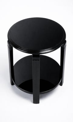 Art Deco Round Side Table in Walnut with Black Lacquer 20th Century