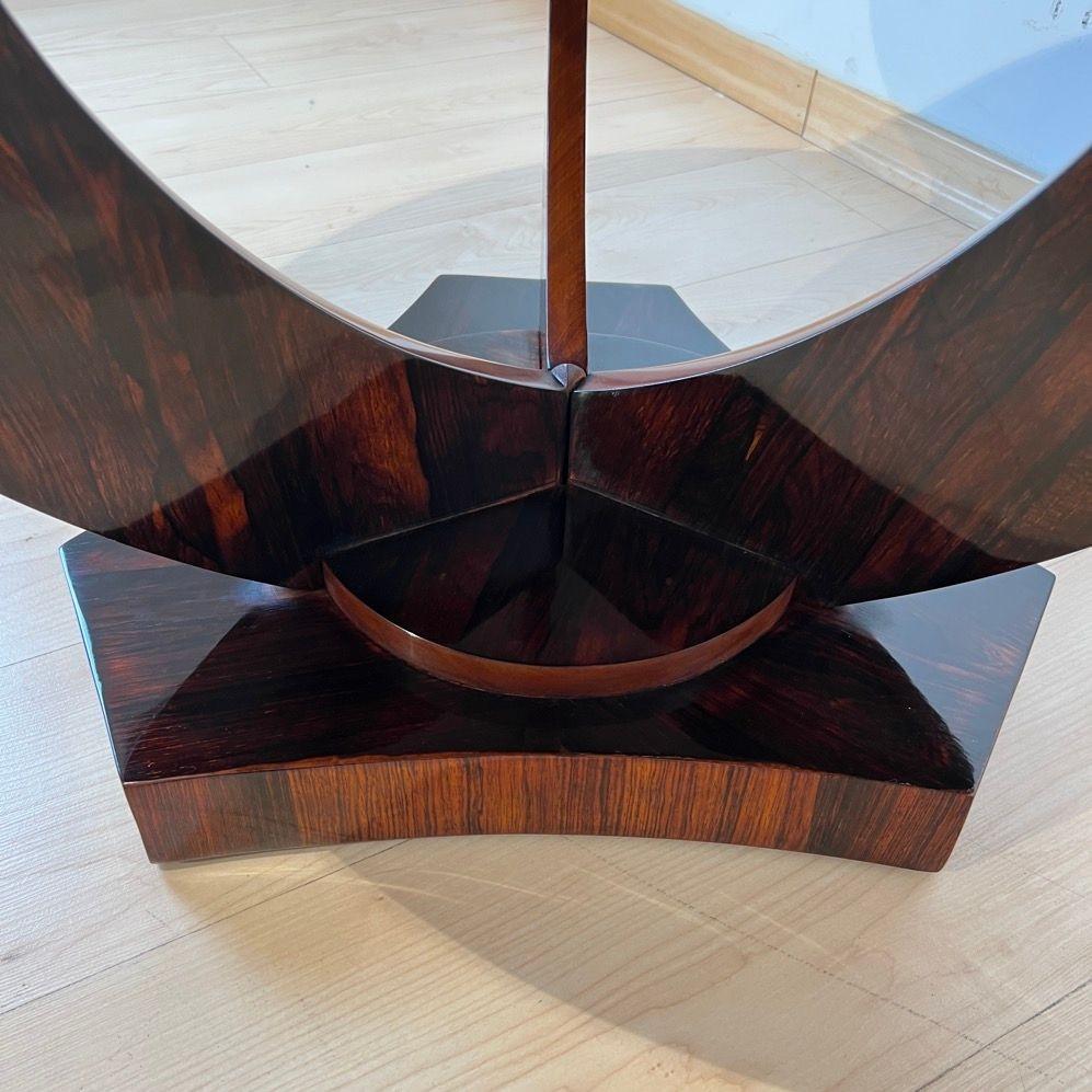 Table d'appoint ronde Art Déco, placage de bois de rose, France circa 1930 en vente 2