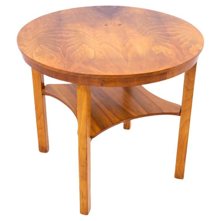 Art Deco round table from around 1950, Poland. After renovation. For Sale