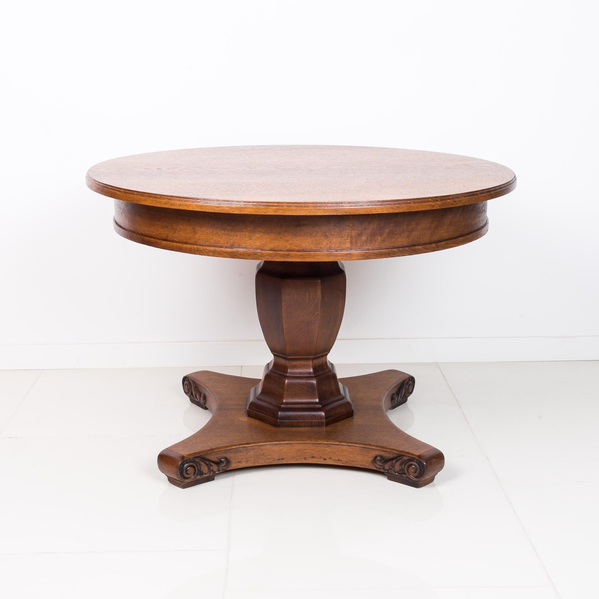 Art Deco Round Table, Germany, 20th Century In Good Condition For Sale In Wrocław, Poland