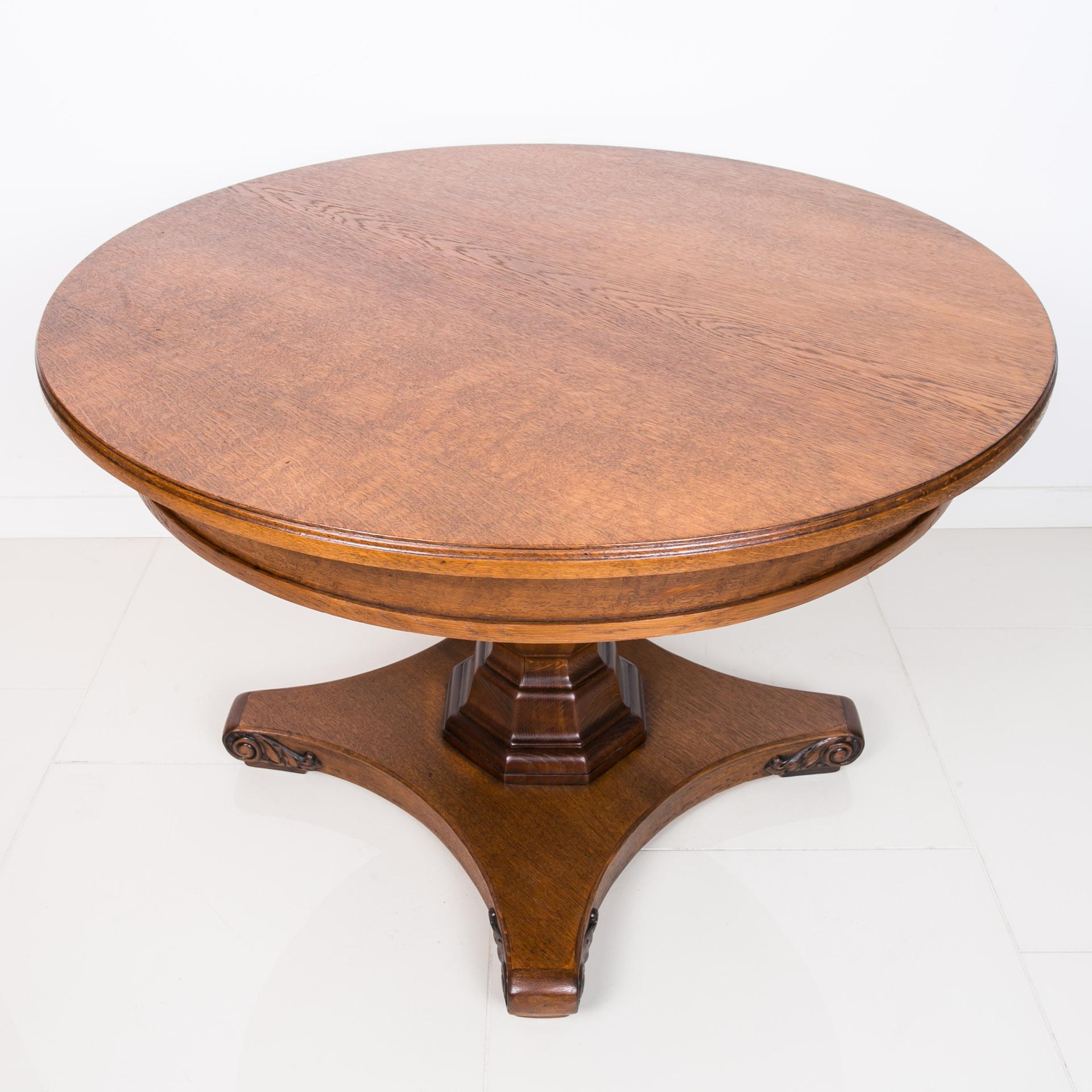 Art Deco Round Table, Germany, 20th Century For Sale 3