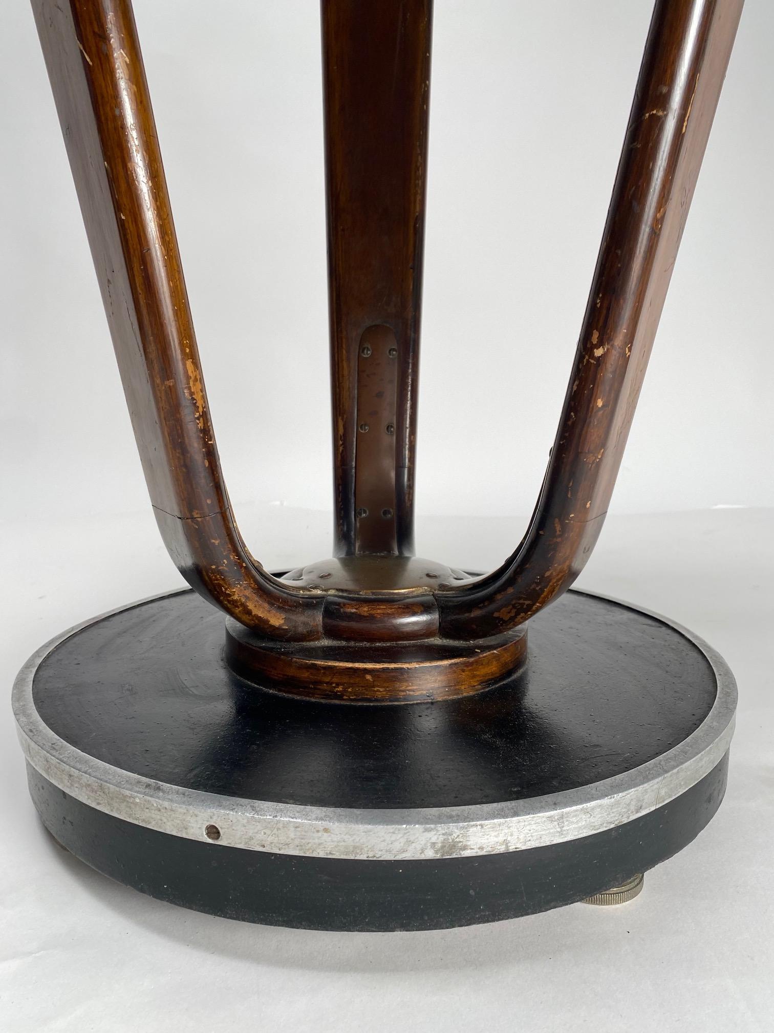 Métal Table ronde Art déco en bois et métal, Italie, années 1930 en vente