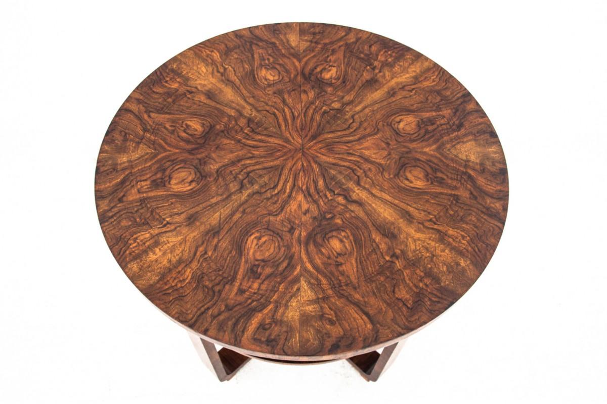 Art Deco Round Table, Poland, 1940s, After Renovation In Good Condition For Sale In Chorzów, PL