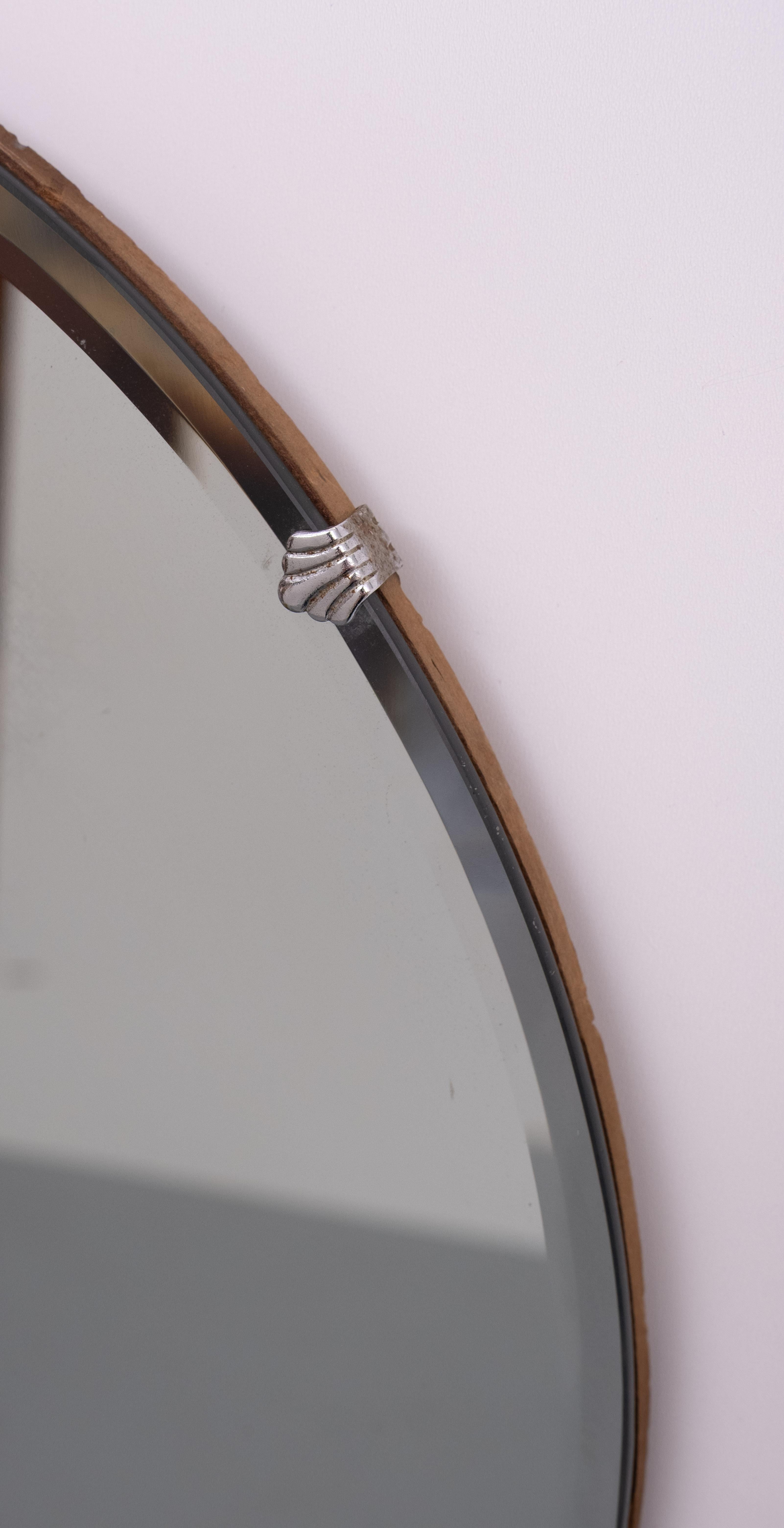 Milieu du XXe siècle Art Deco Wall&Deco Mirror sur chaîne  1930s en vente