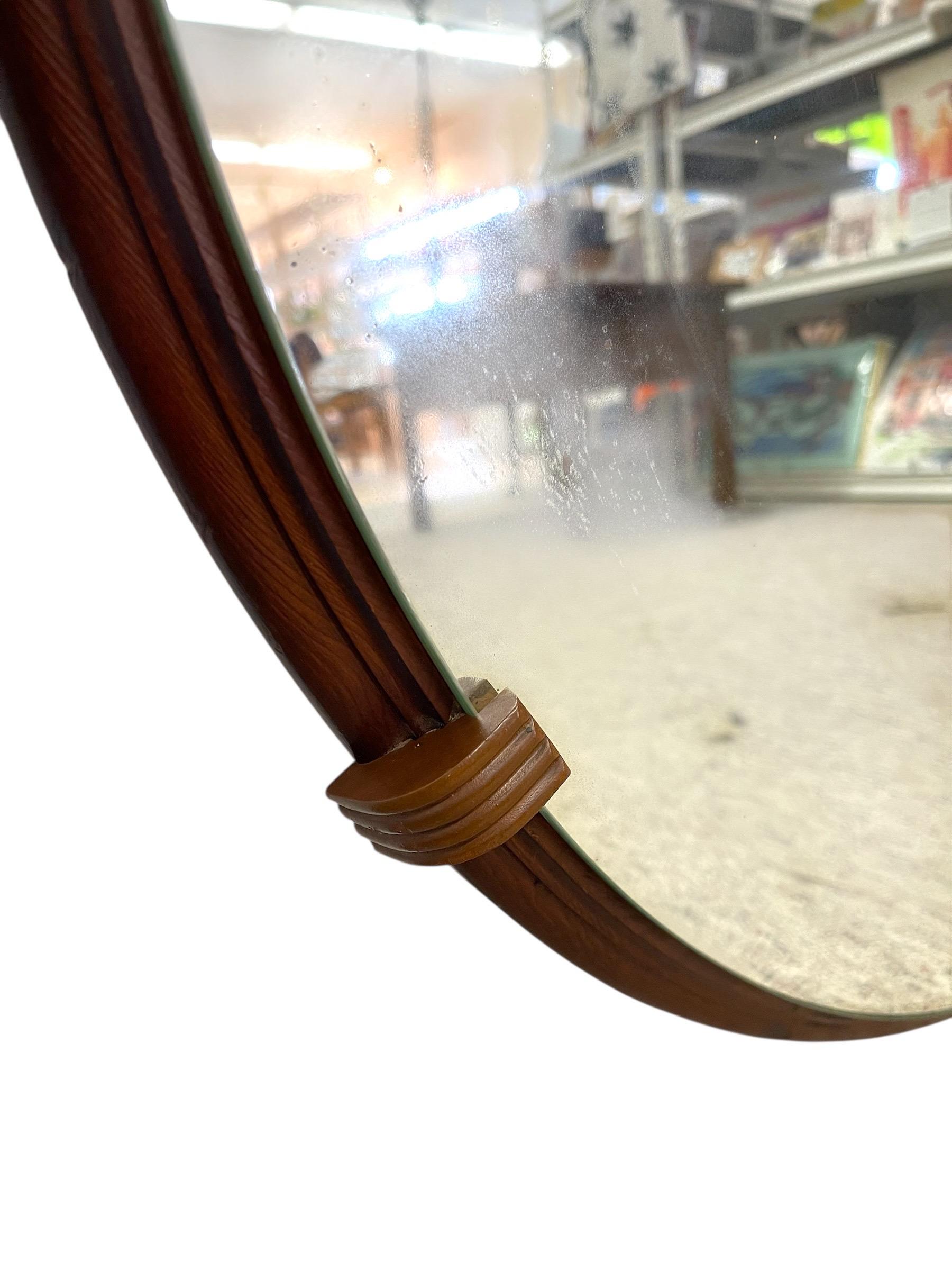 Art Deco Round Wall Mirror with Ribbed Clips For Sale 2